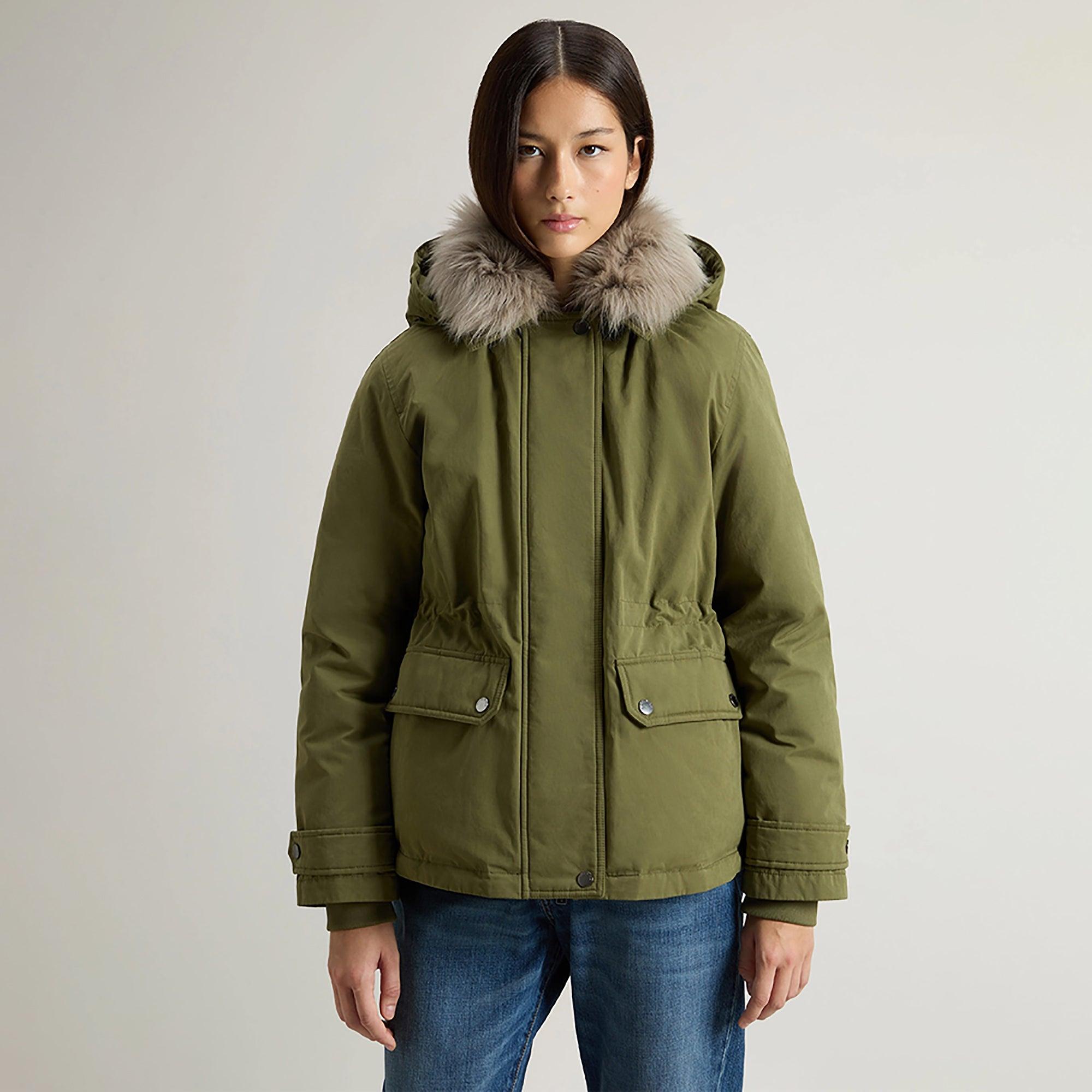 Woolrich Women's Short Arctic Parka - Greenstone | British Attire