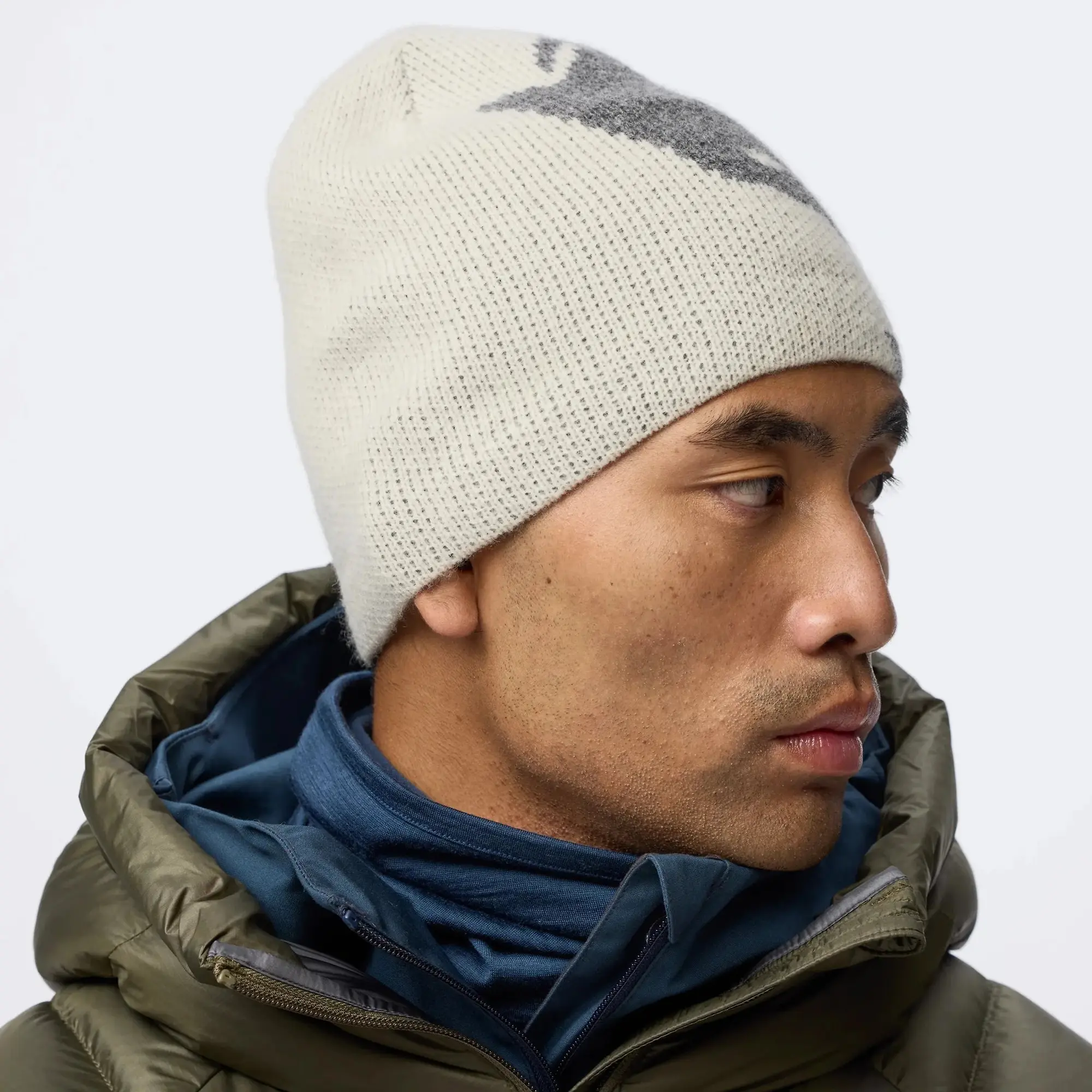 Product image 5 of 7 of Fjällräven Bergtagen Jacquard Beanie - Black-Deep Forest
