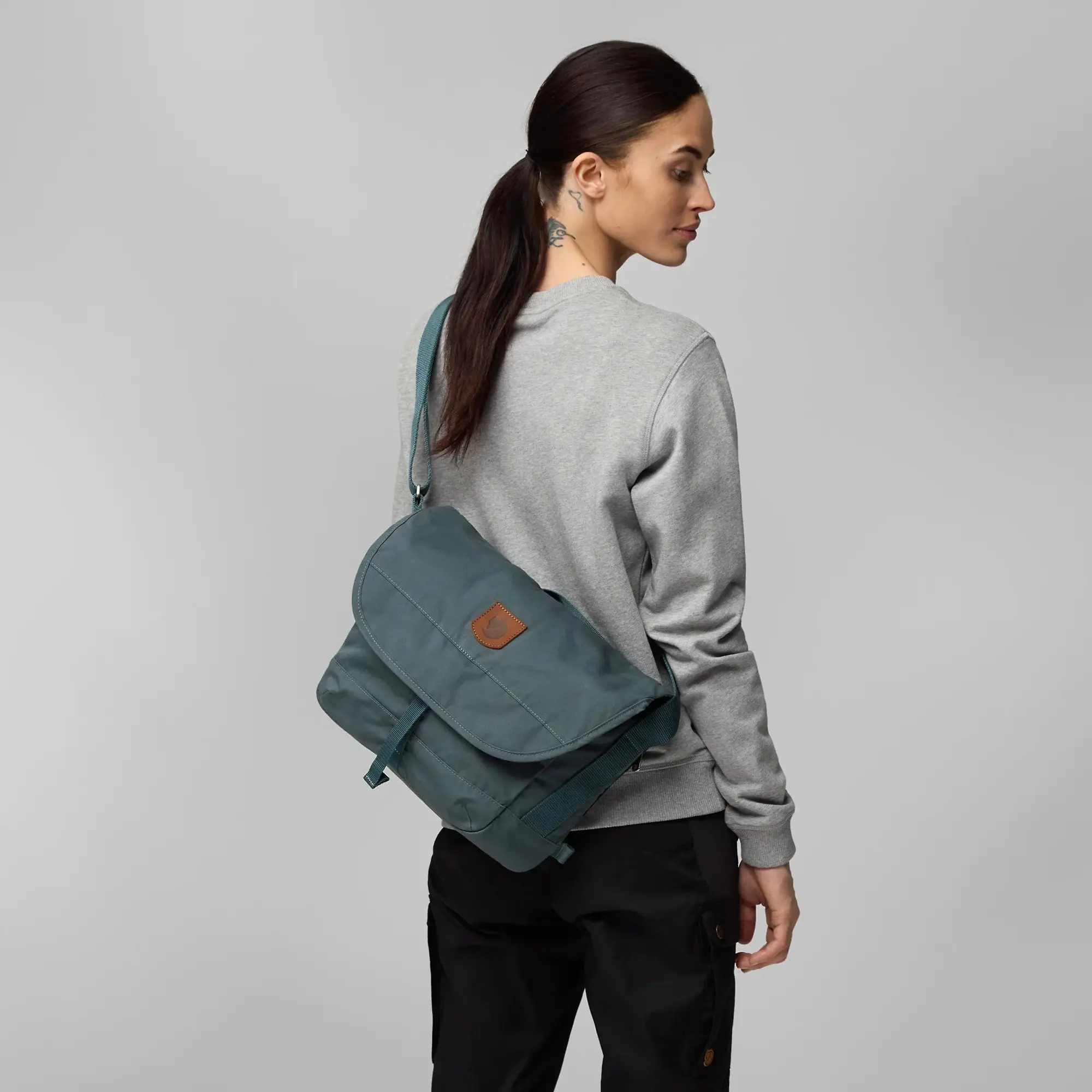Product image 9 of 10 of Fjällräven Greenland Shoulder Bag Small 9L - Deep Forest