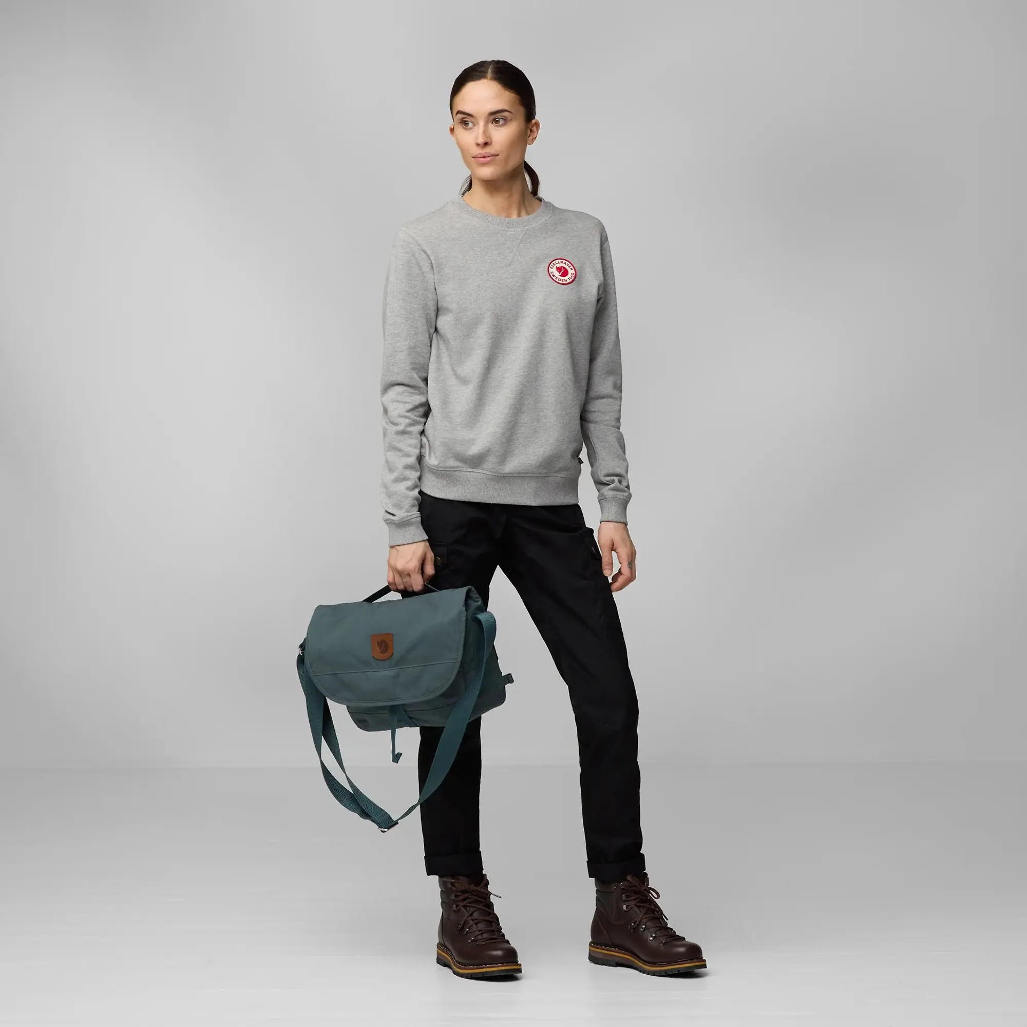 Product image 10 of 10 of Fjällräven Greenland Shoulder Bag Small 9L - Deep Forest