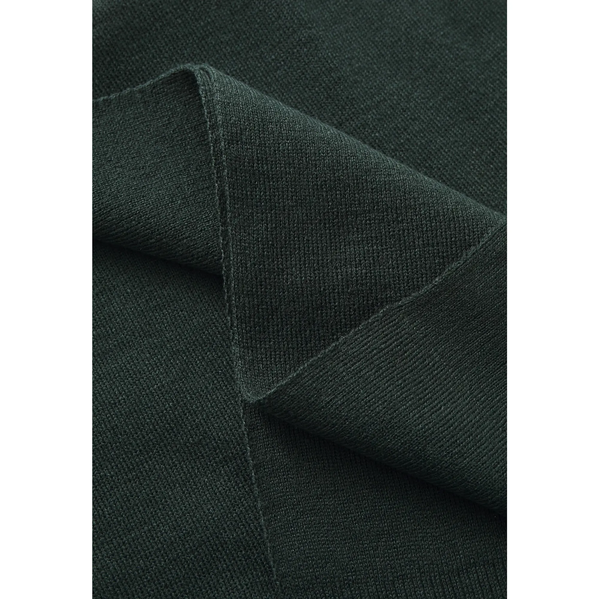 Product image 6 of 6 of Lyle & Scott Men's Checked Scarf And Beanie Gift Set - Argyle Teal