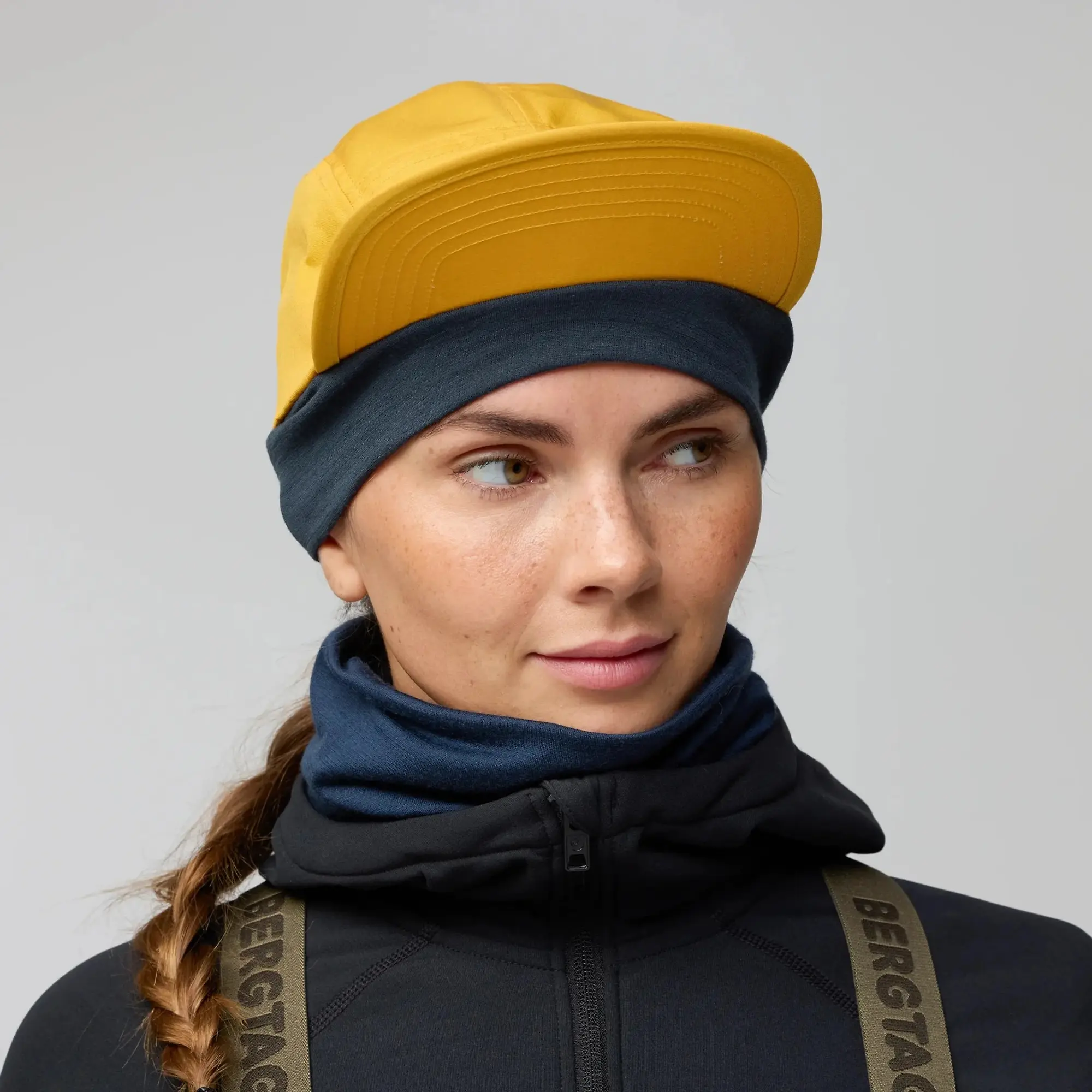 Product image 4 of 6 of Fjällräven Bergtagen Merino Neck Gaiter - Mountain Blue