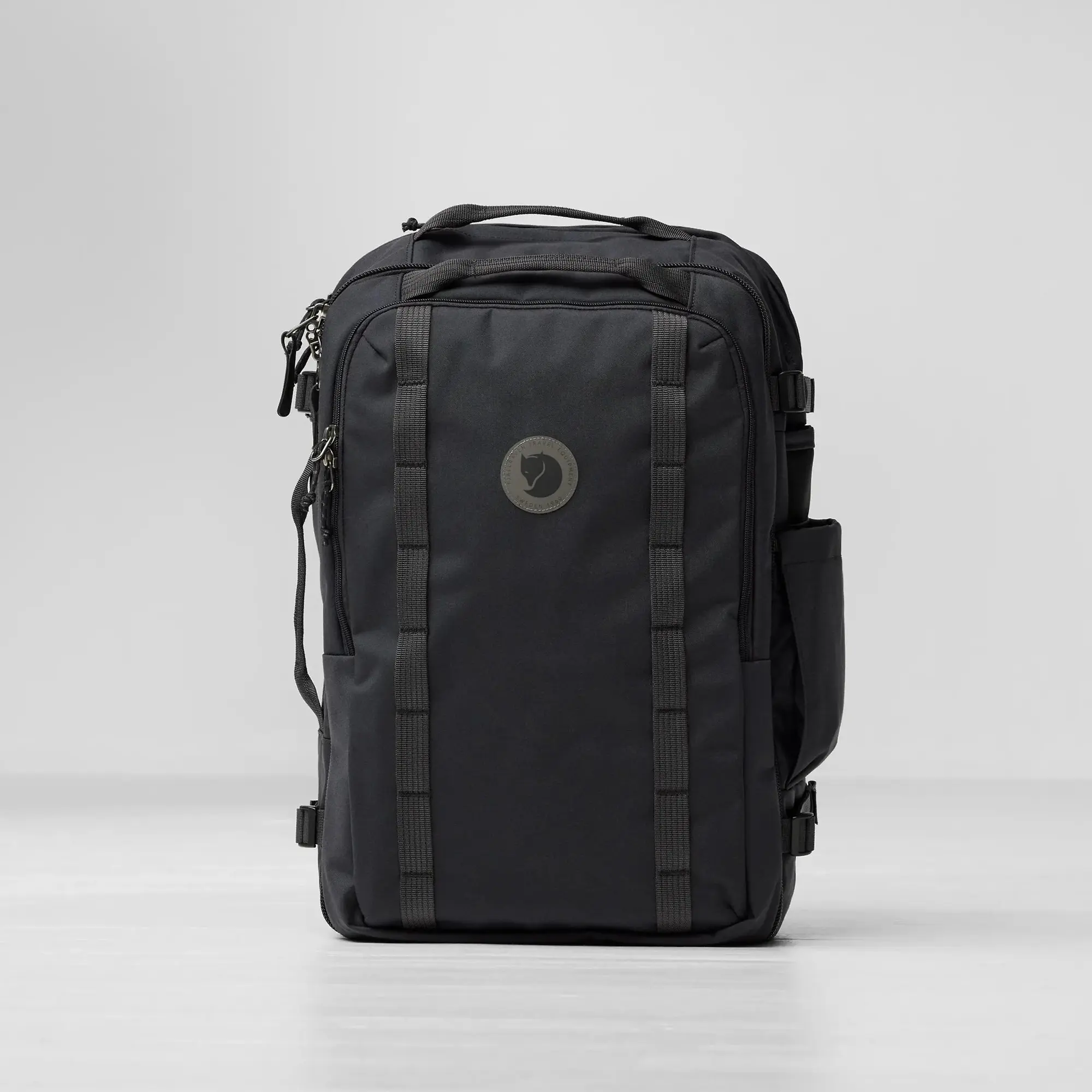 Product image 8 of 21 of Fjällräven Färden Carry-On Pack 42L - Coal Black