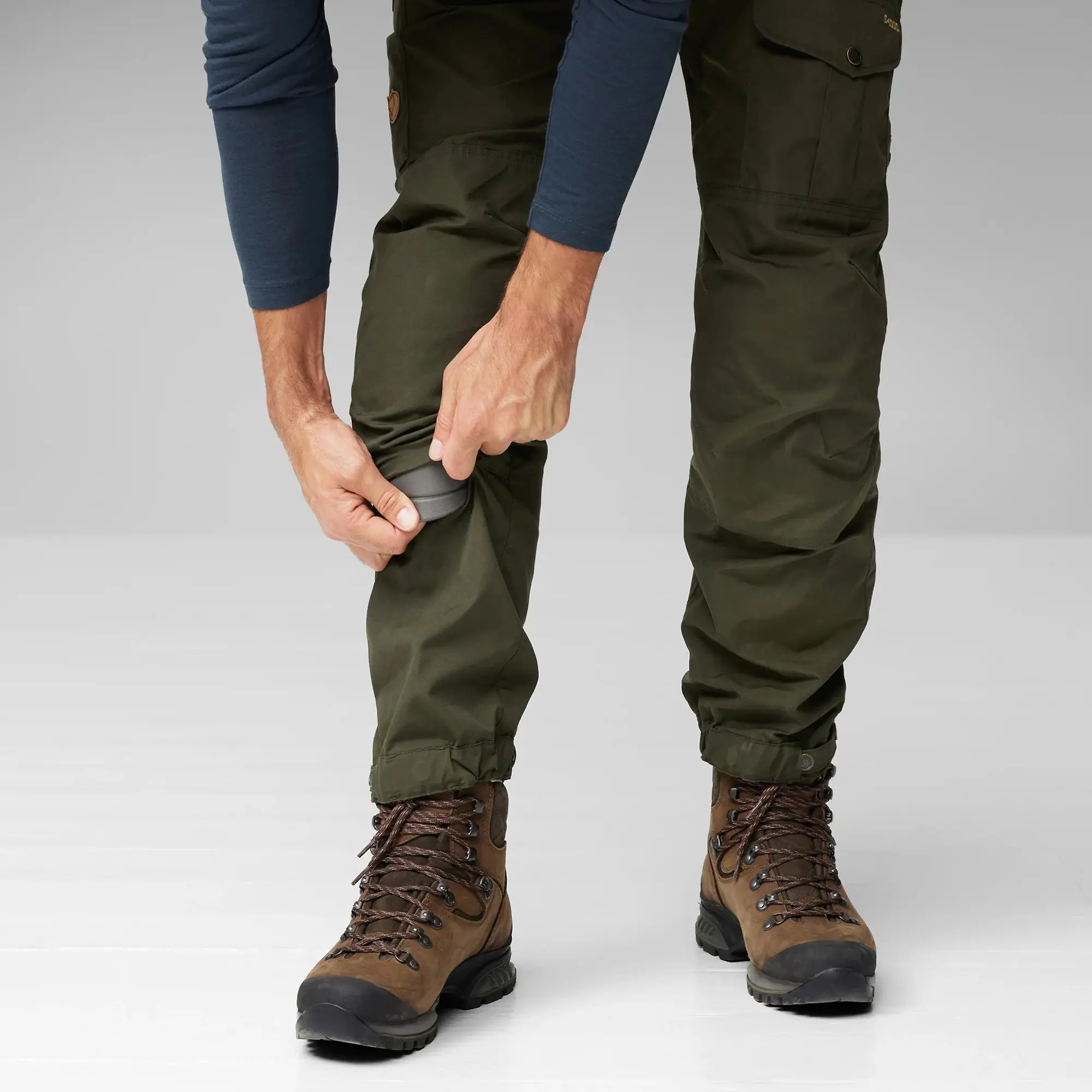 Product image 10 of 14 of Fjällräven Men's Vidda Pro Trousers - Deep Forest