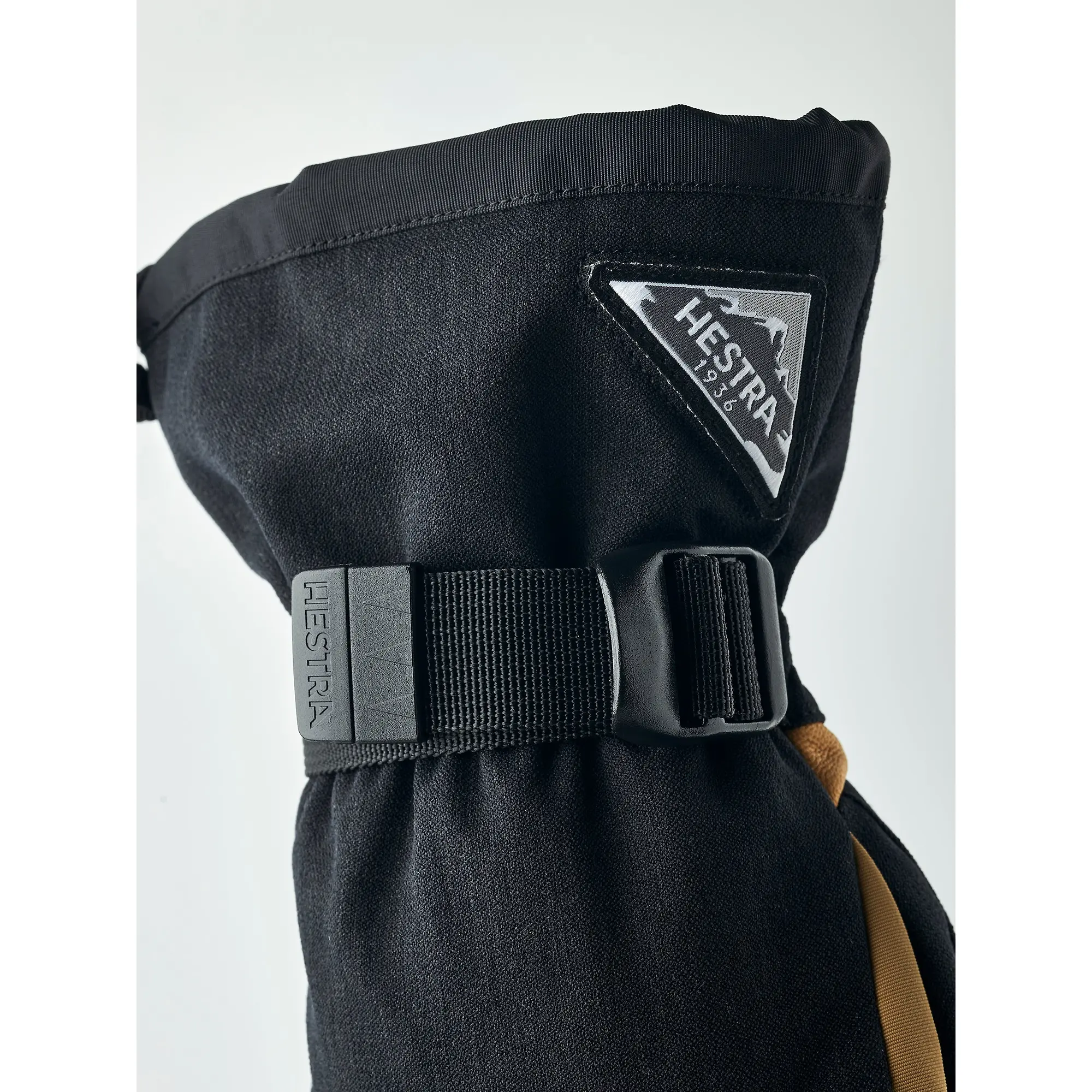 Product image 4 of 5 of Hestra Powder Gauntlet 5 Finger Gloves - Black/Natural Brown
