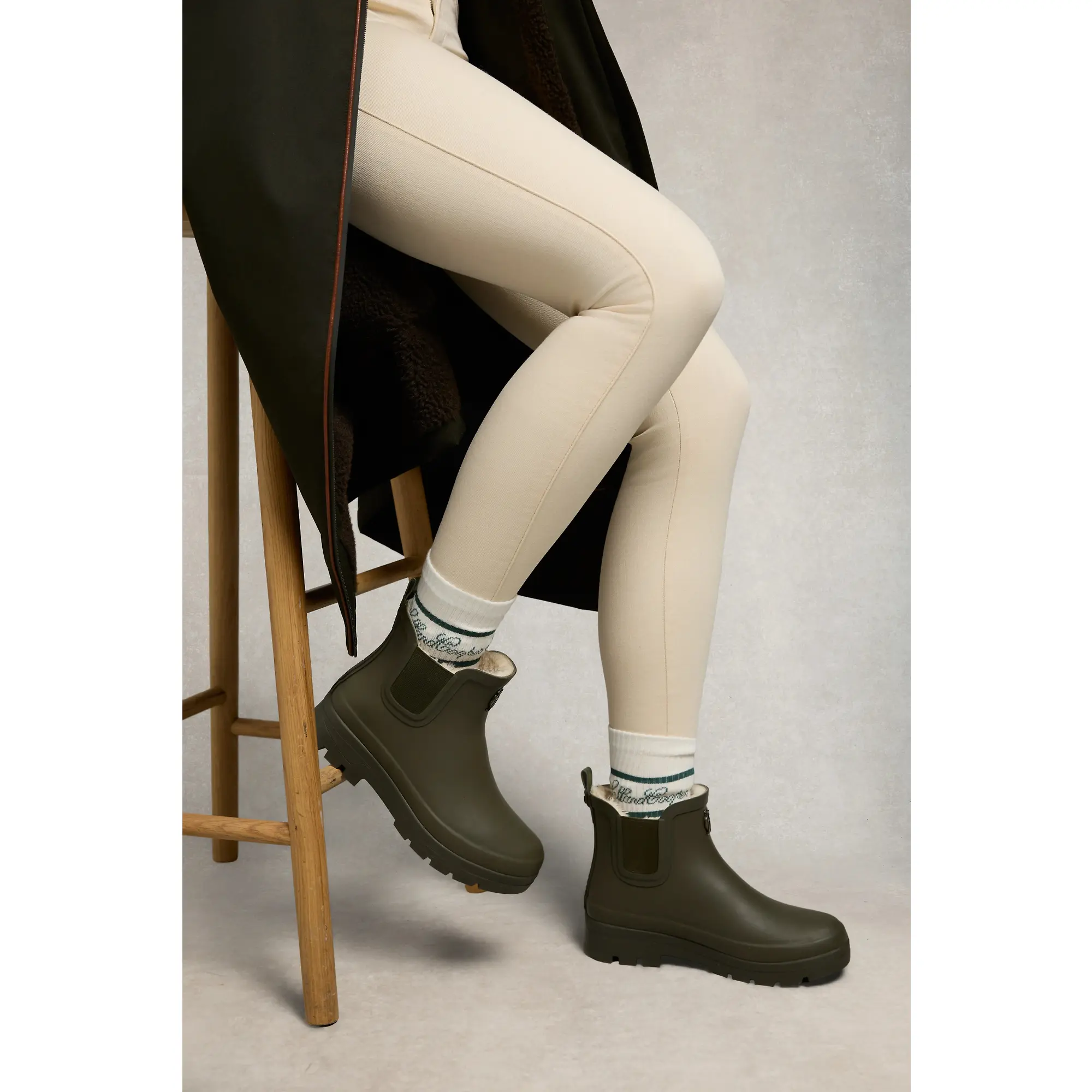 Product image 2 of 8 of Holland Cooper Women's Sherpa Lined Chunky Chelsea Wellingtons - Khaki