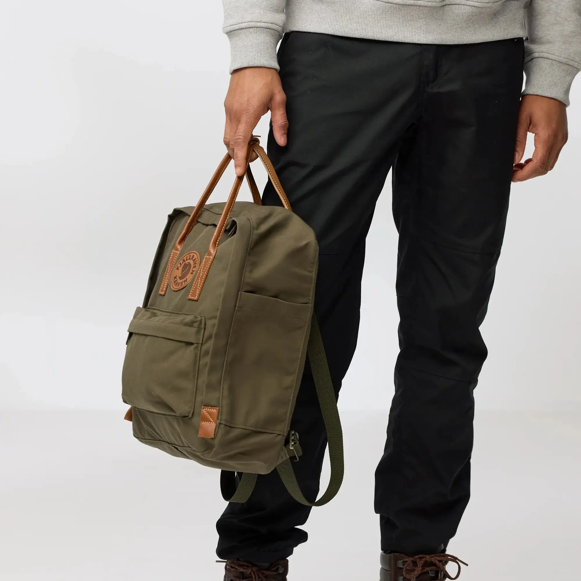Product image 7 of 9 of Fjällräven Kånken No. 2 Backpack 16L - Navy