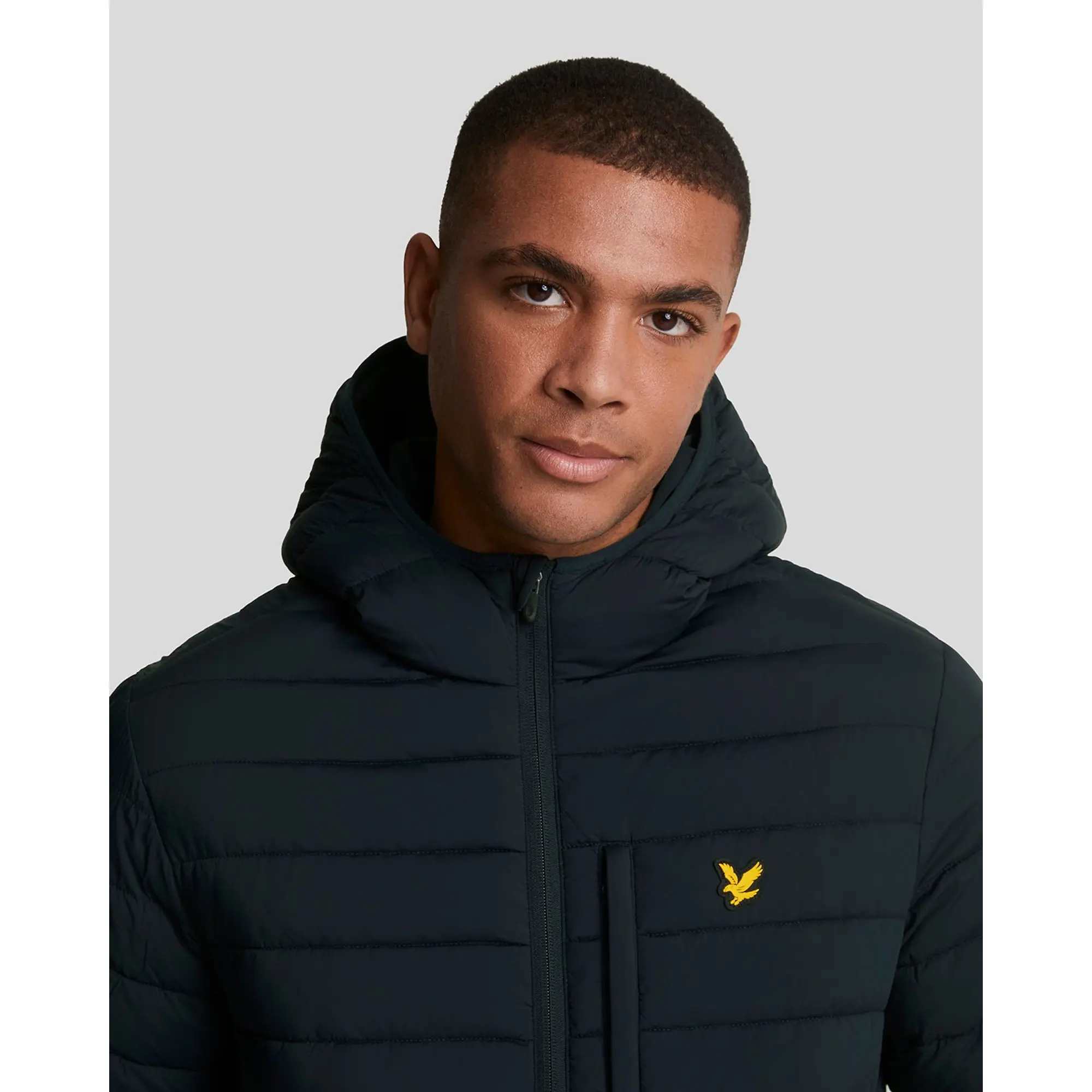 Product image 5 of 5 of Lyle & Scott Men's Stretch Lightweight Quilted Jacket - Dark Navy