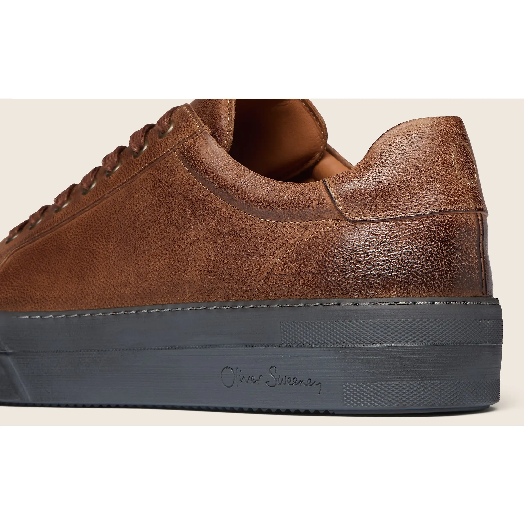 Product image 5 of 6 of Oliver Sweeney Men's Piodao Grained Calf Leather Cupsole Trainers - Tan
