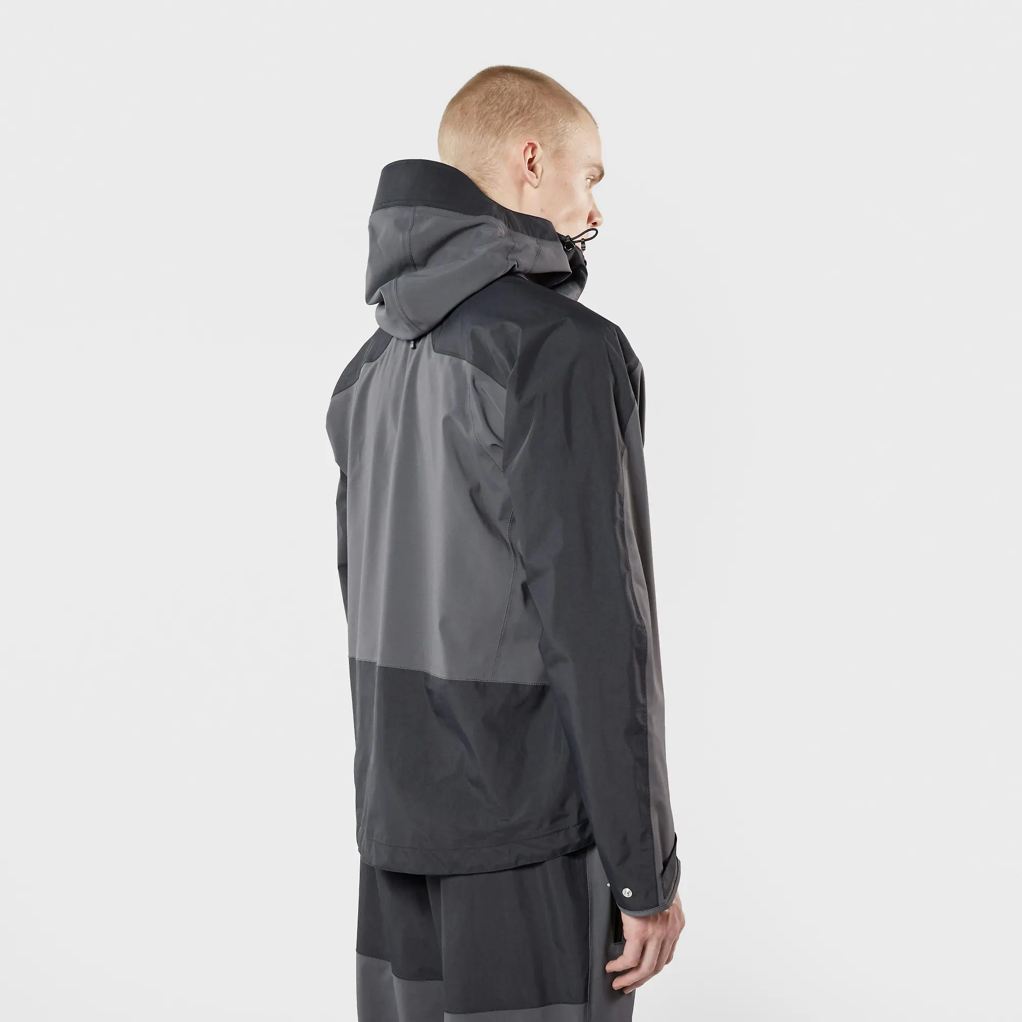 Product image 3 of 5 of 66°North Men's Dyngja Shell Jacket - Black