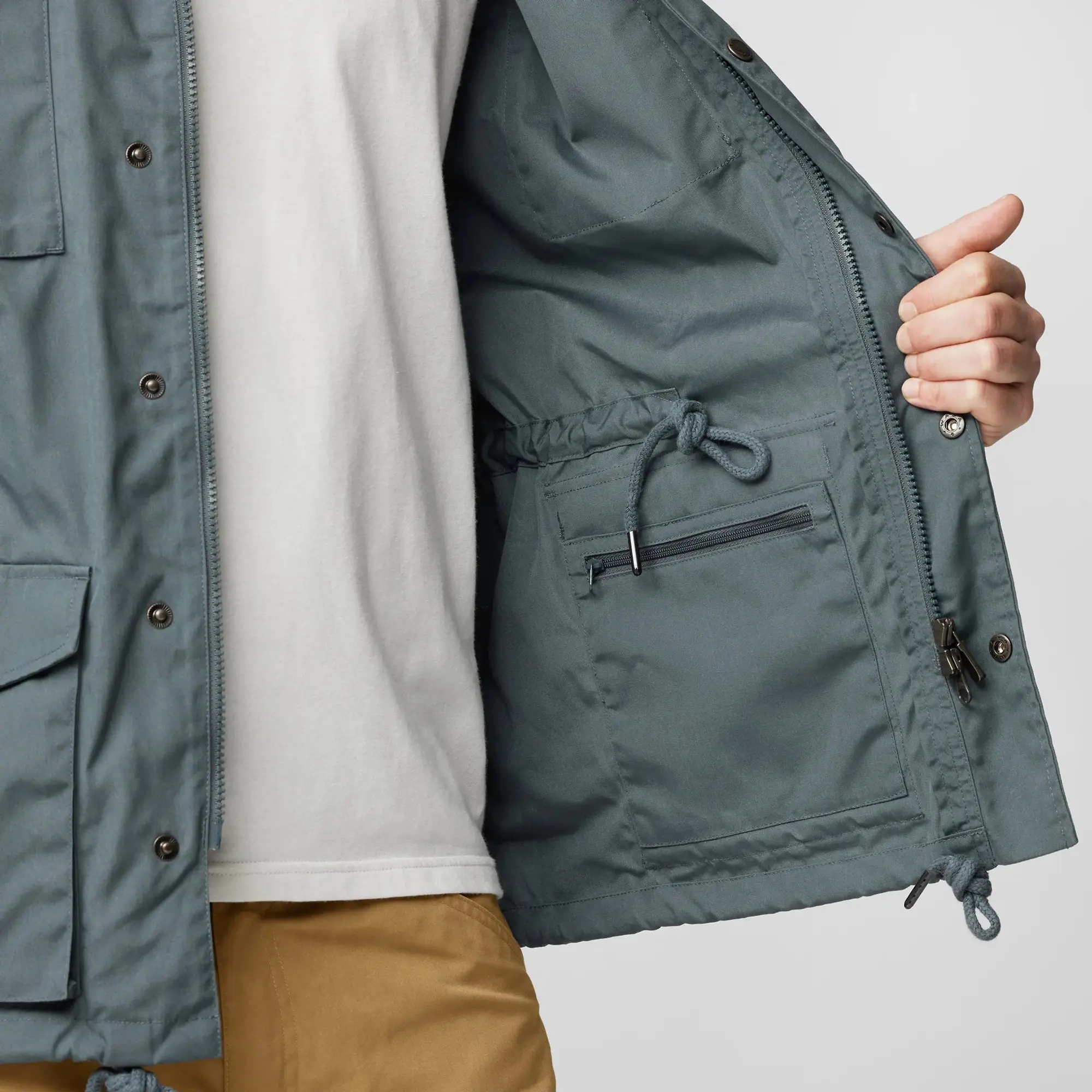 Product image 7 of 8 of Fjällräven Men's Räven Jacket - Black