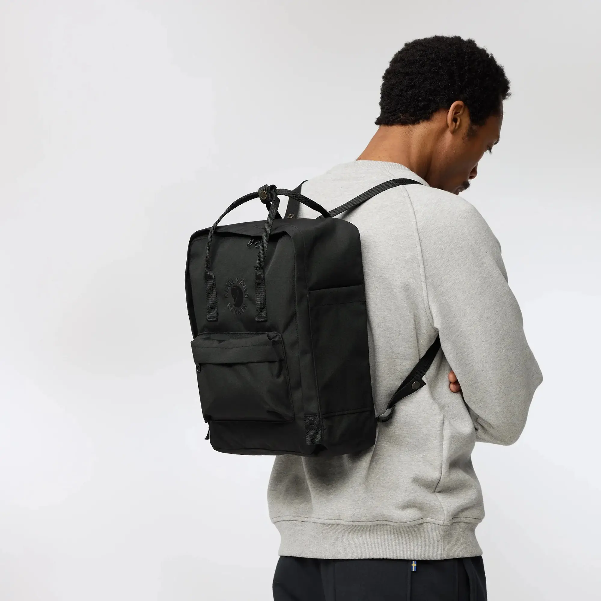 Product image 3 of 6 of Fjällräven Re-Kånken Backpack 16L - Navy