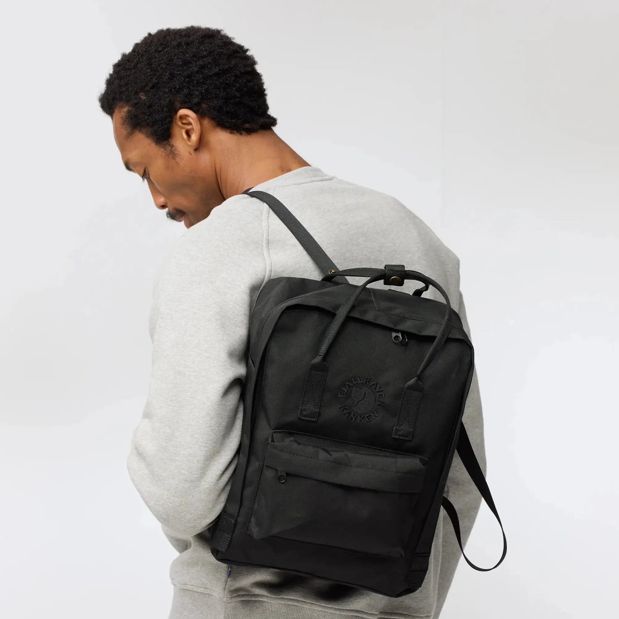 Product image 5 of 6 of Fjällräven Re-Kånken Backpack 16L - Navy