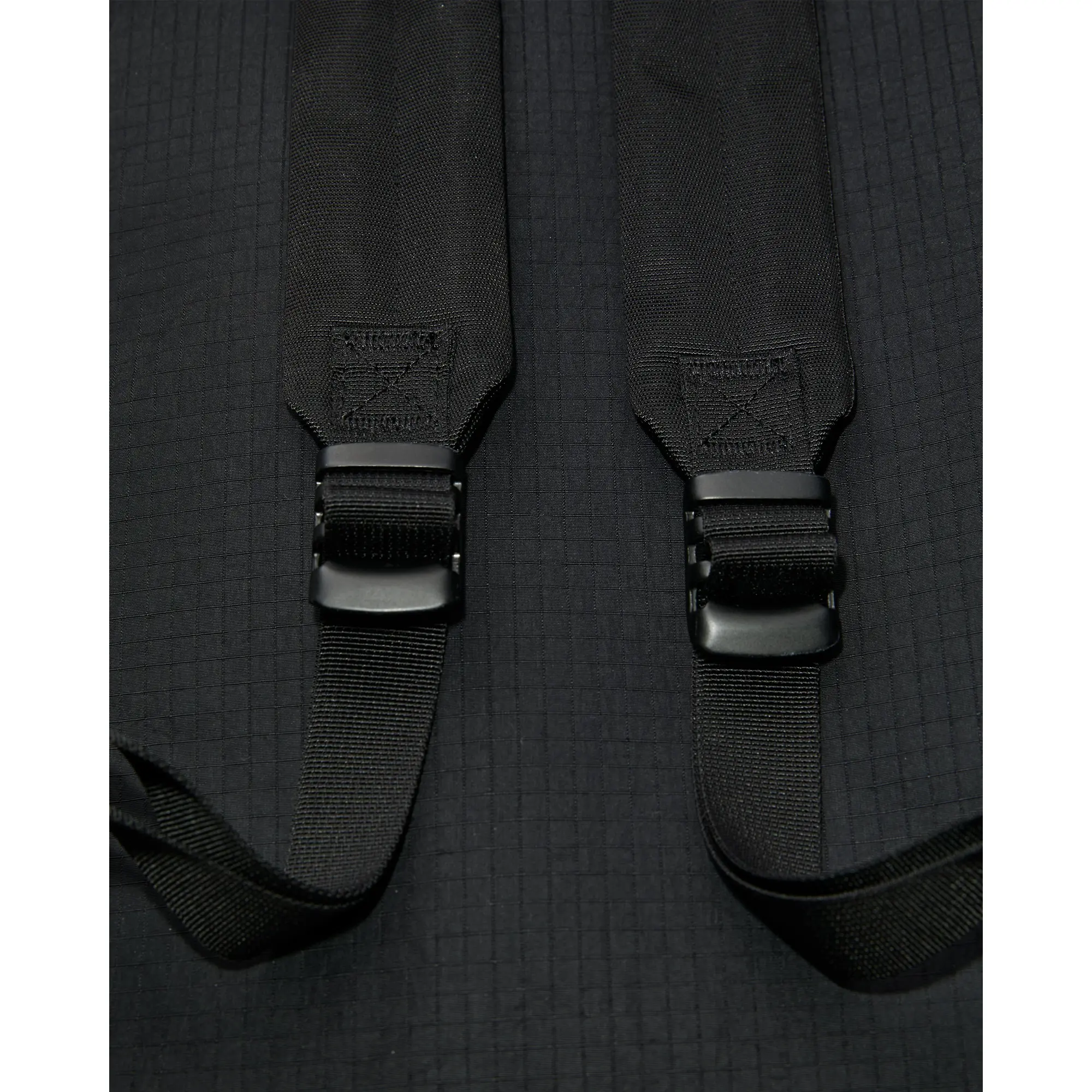 Product image 7 of 8 of Sandqvist Grid Rolltop Backpack 14" - Black