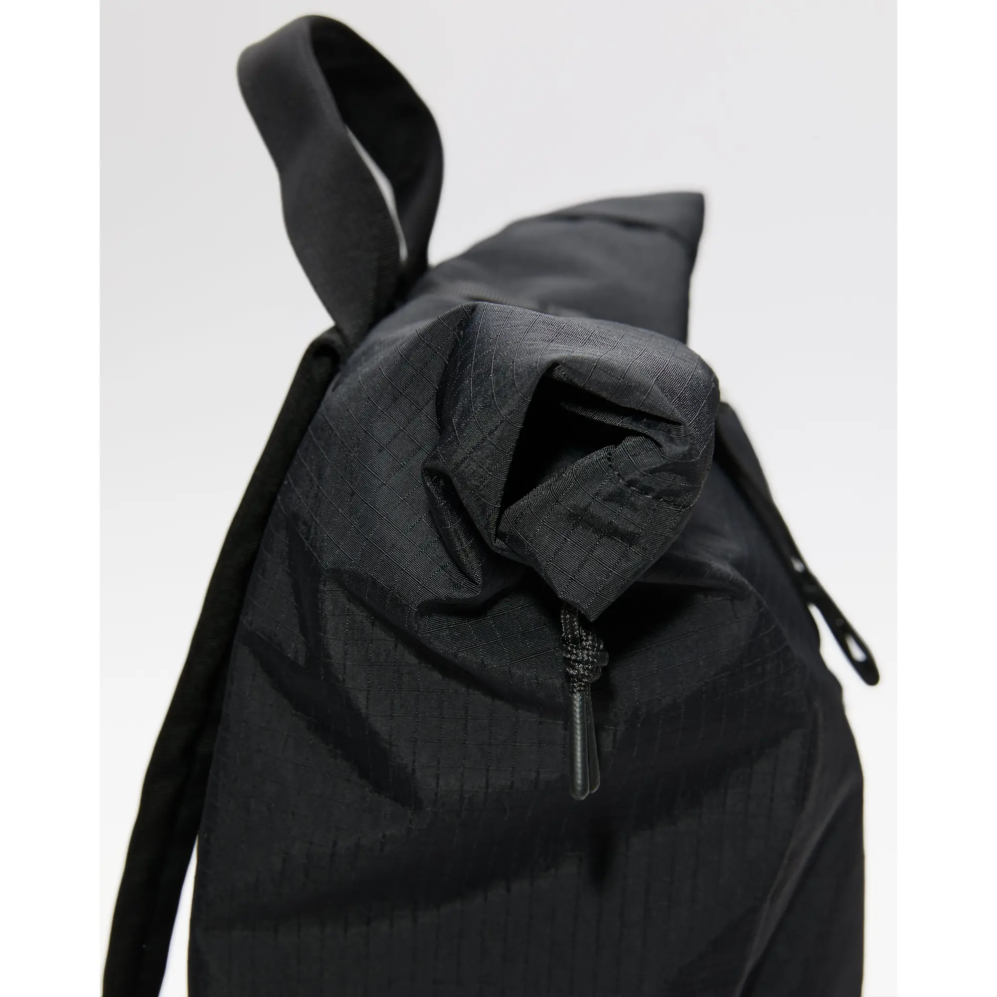 Product image 5 of 7 of Sandqvist Grid Rolltop Backpack 16" - Black