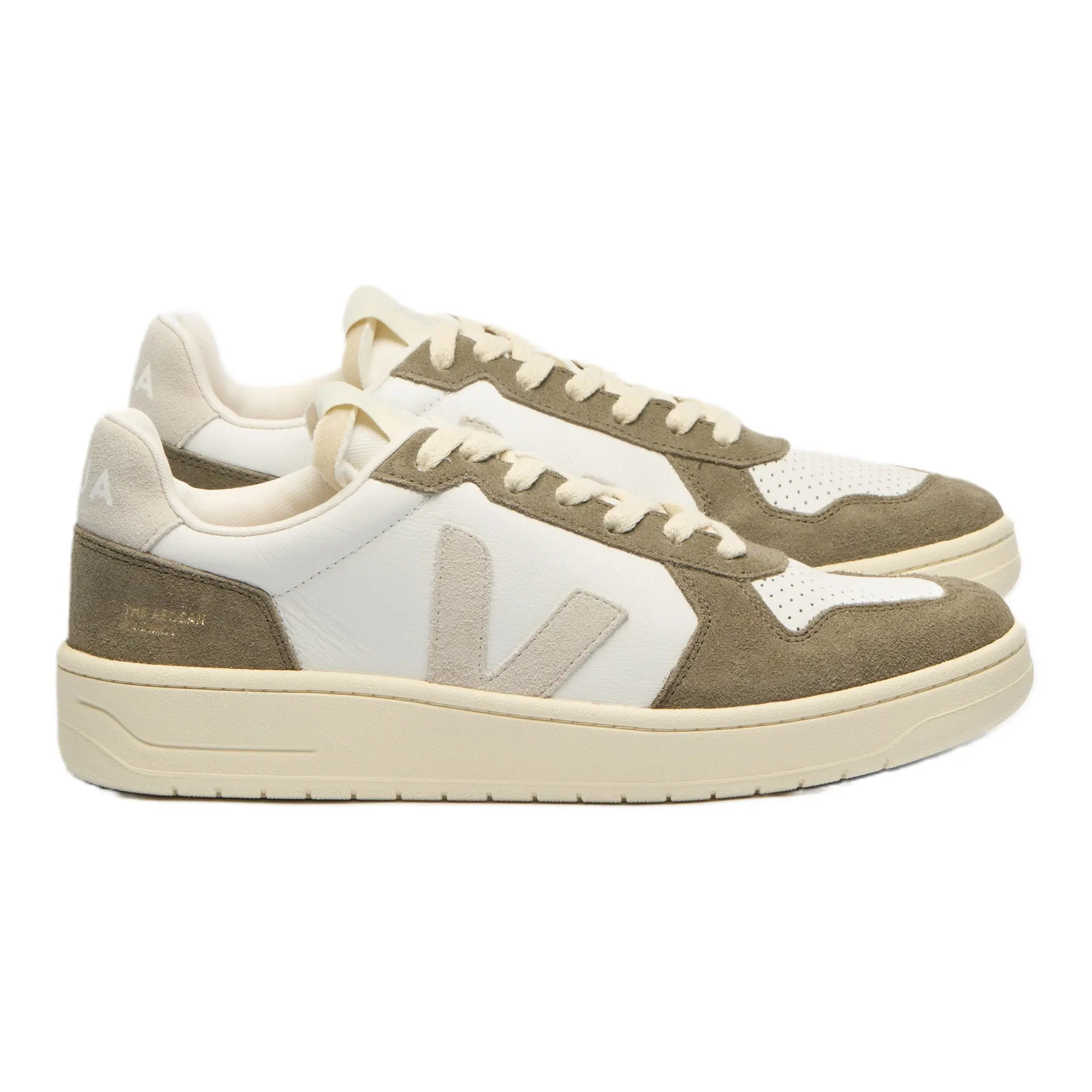 Product image 1 of 3 of Veja Men's V 82 Grained Leather Trainers - White Natural Kaki