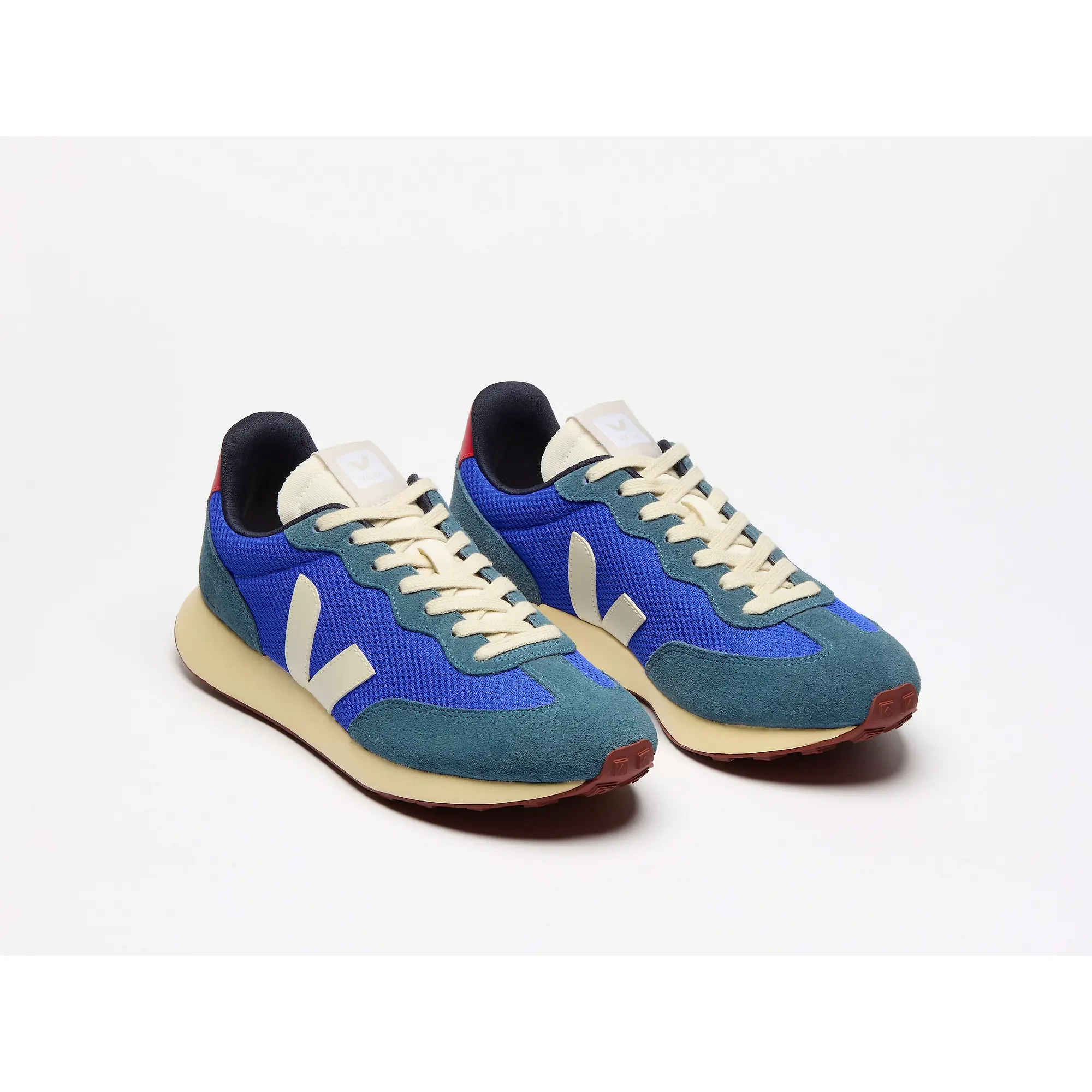Product image 3 of 5 of VEJA Men's Rio Branco II Alveomesh Retro-Running Trainers - Paros Pierre Pekin