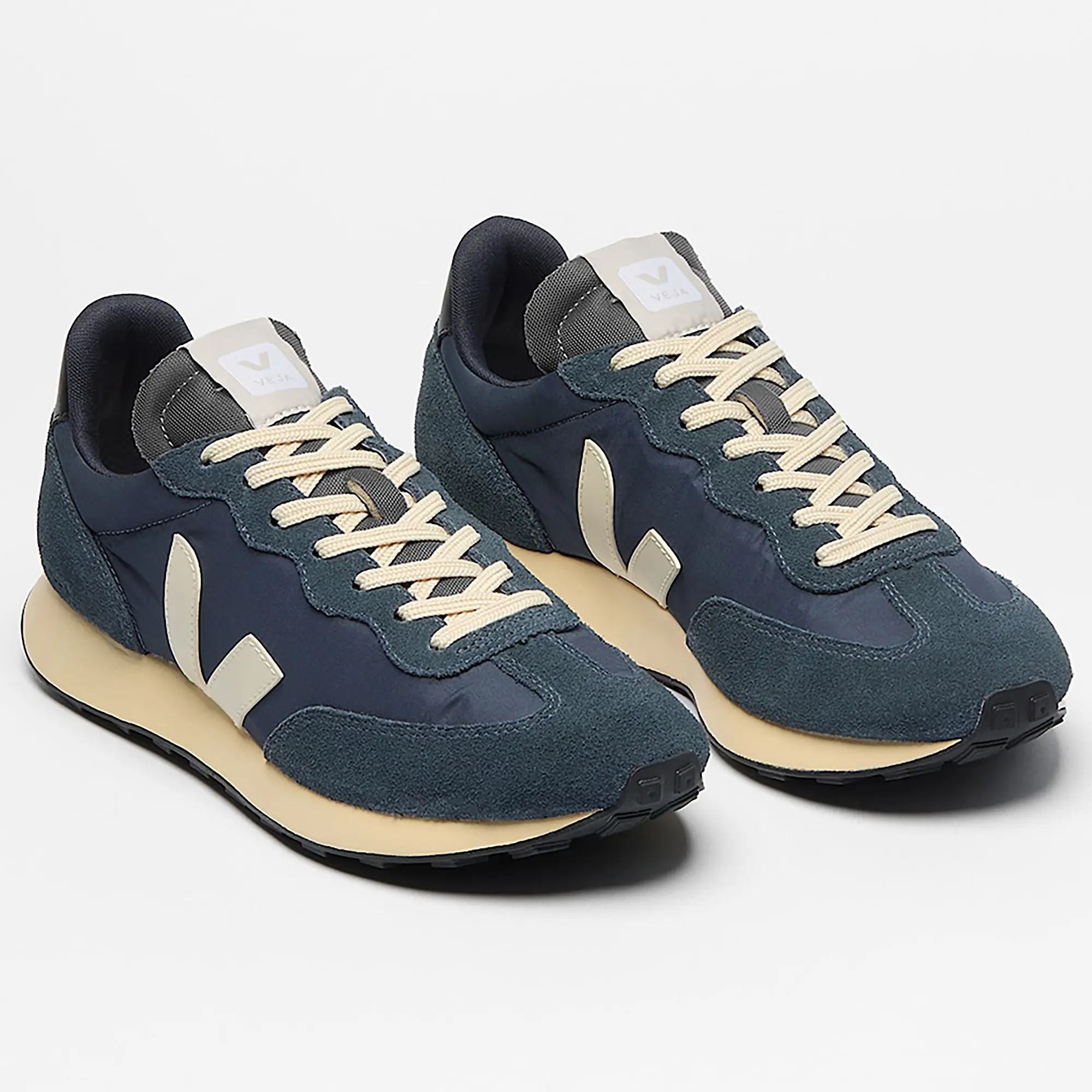 Product image 2 of 4 of Veja Men's Rio Branco II Lite Nolyn Retro-Running Trainers - Nautico Pierre