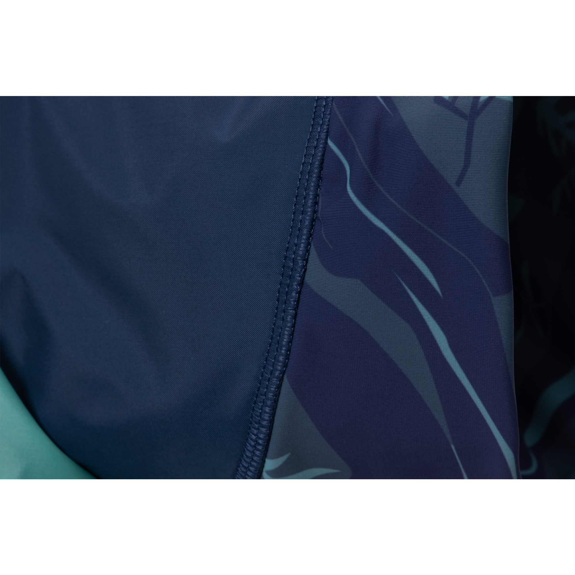 Product image 6 of 16 of RUFFWEAR Dirtbag Dog Drying Towel (Large) - Aurora Teal