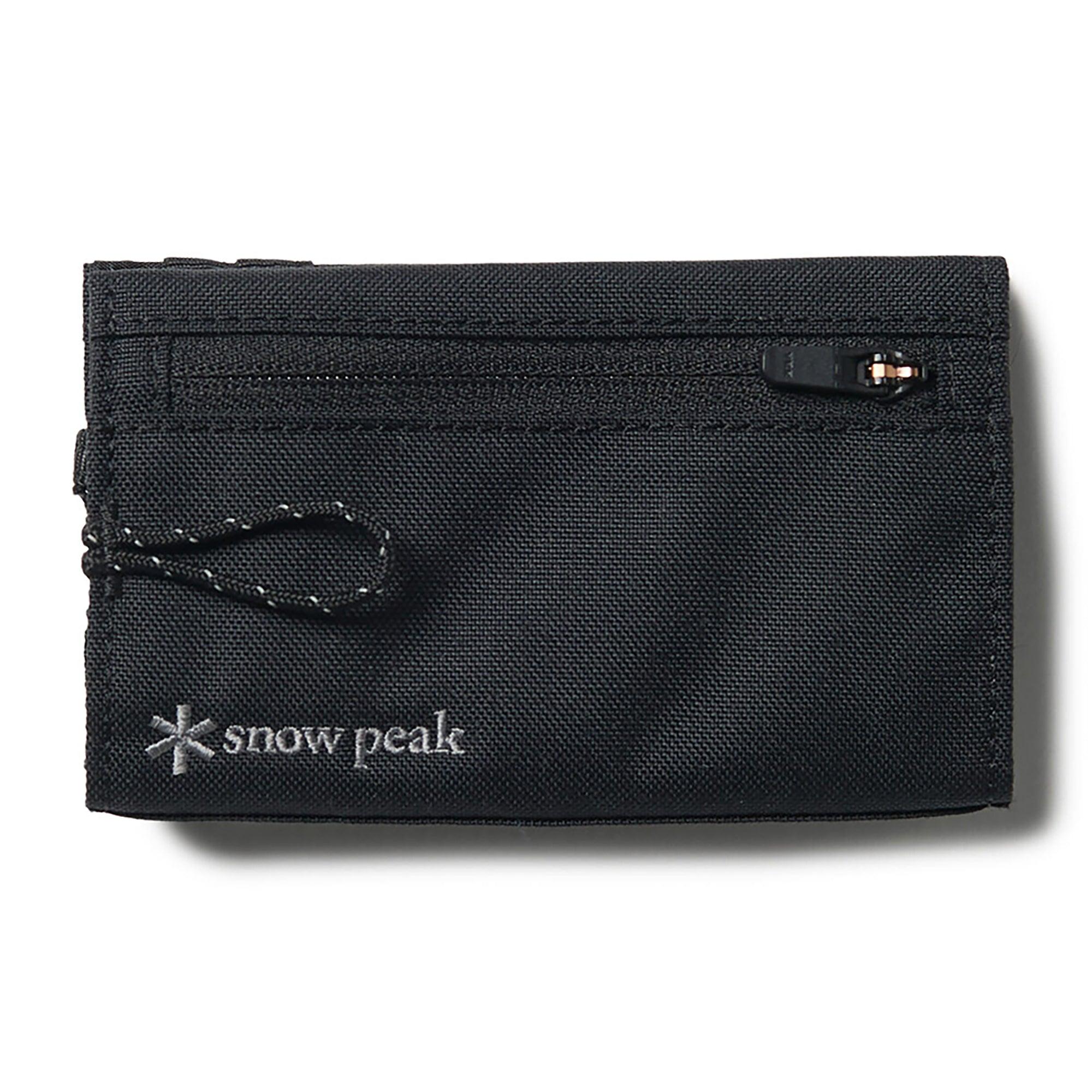 Product image 1 of 4 of Snow Peak Everyday Use Smart Wallet - Black