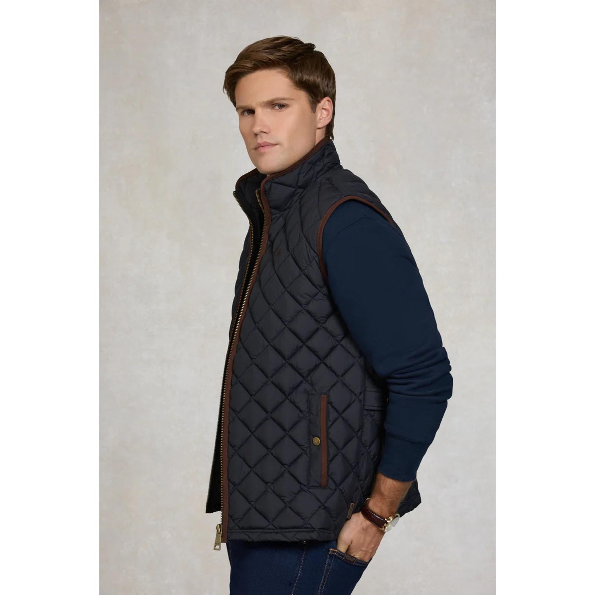 Product image 3 of 10 of Holland Cooper Men's Country Quilted Gilet - Ink Navy