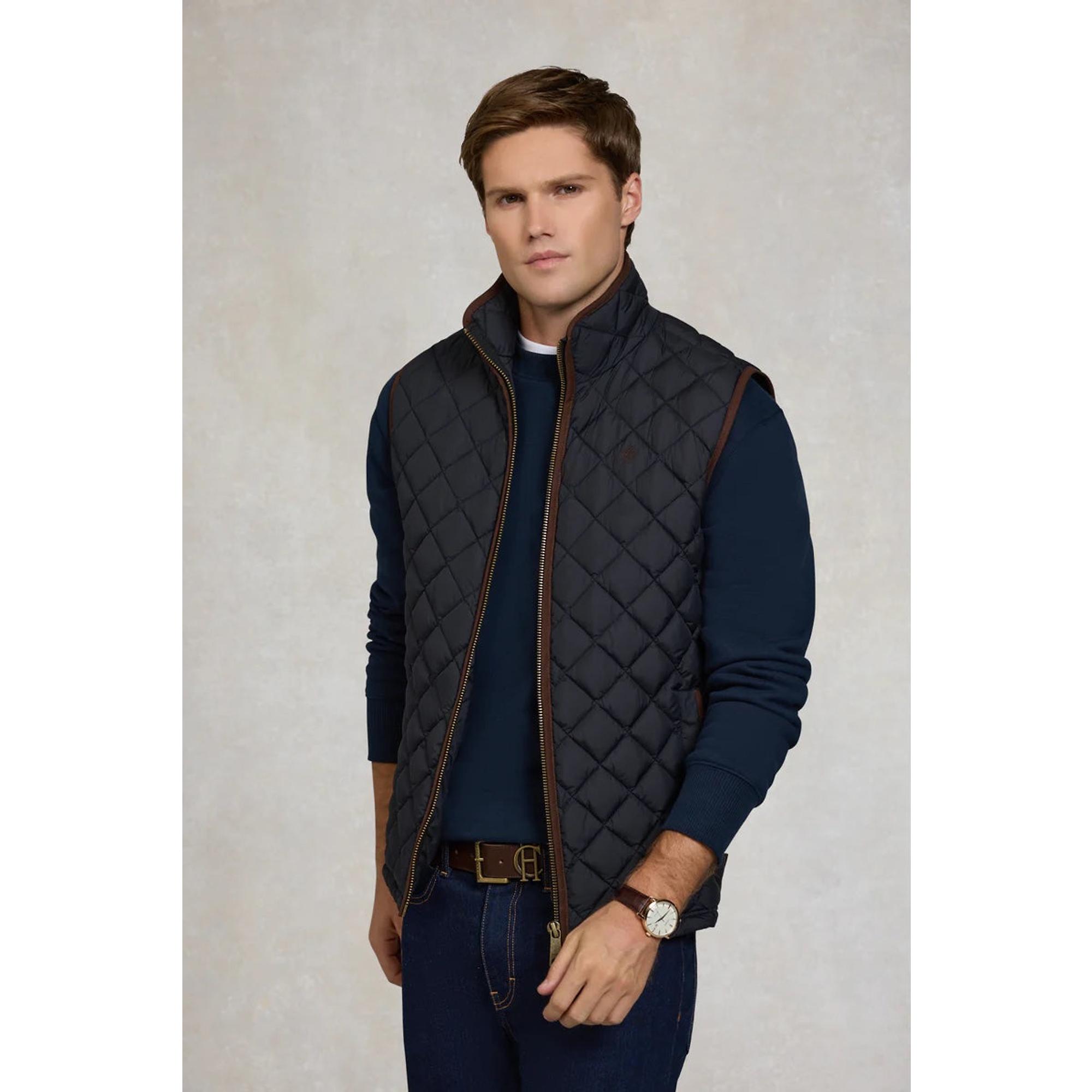 Product image 2 of 10 of Holland Cooper Men's Country Quilted Gilet - Ink Navy
