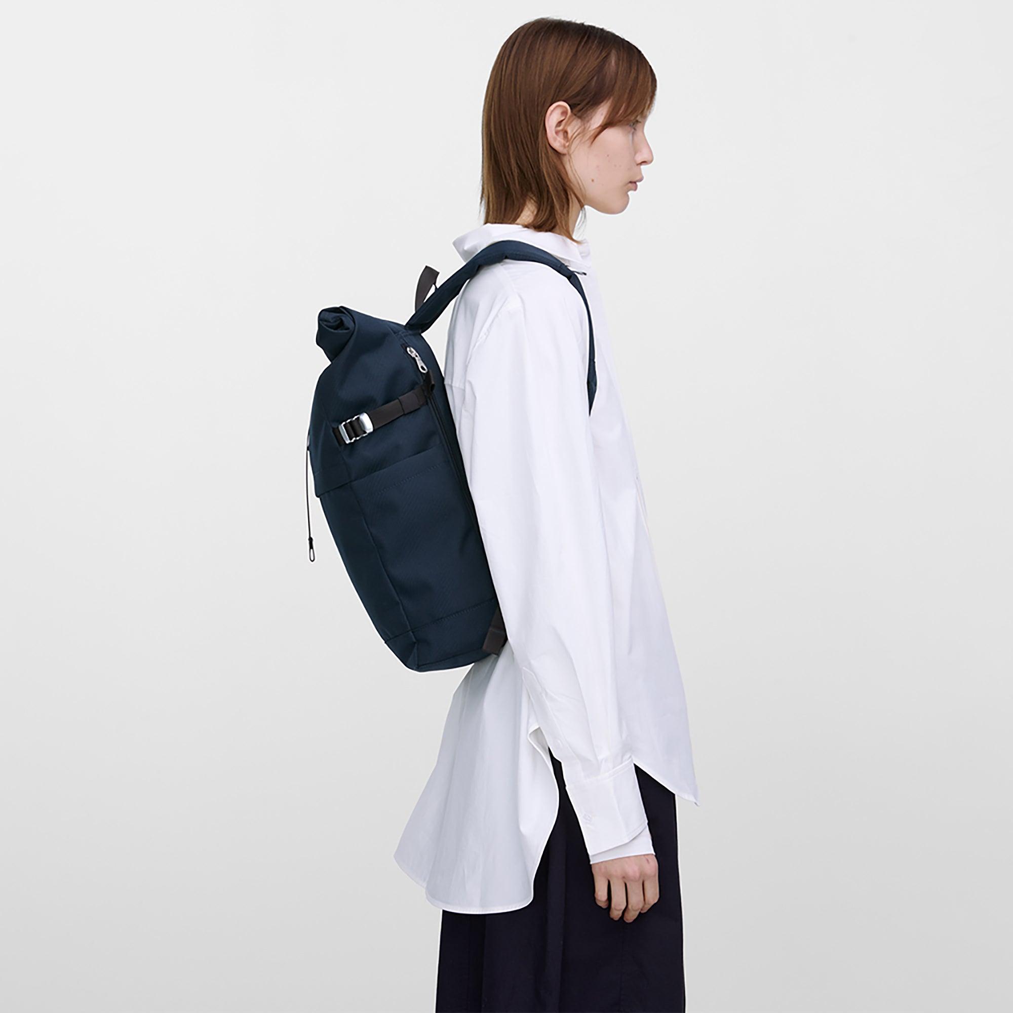 Product image 2 of 10 of Sandqvist Icon Rolltop Backpack M 23L 14" - Navy/Black