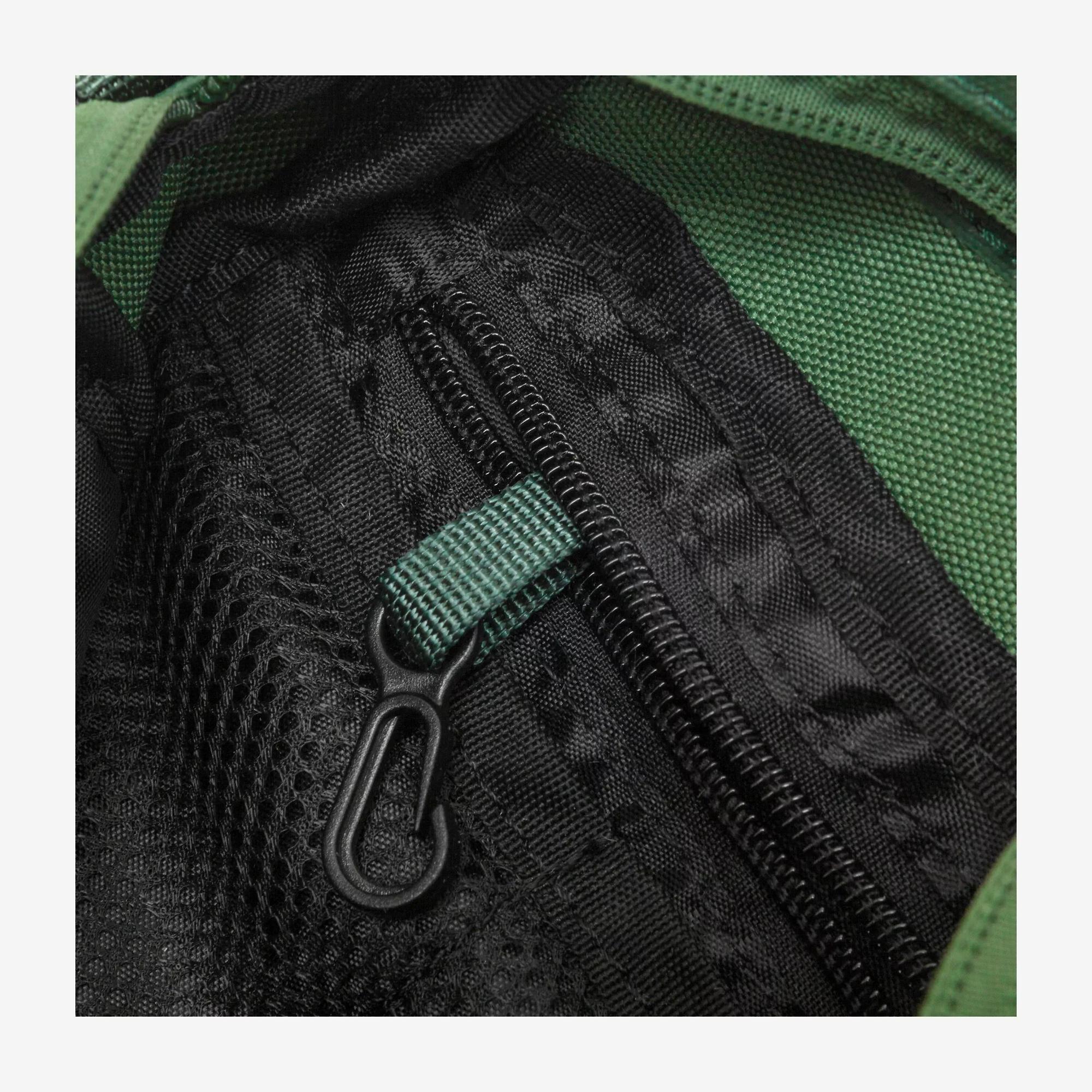 Product image 9 of 9 of Elliker Kep Crossbody Bag 2L - Green