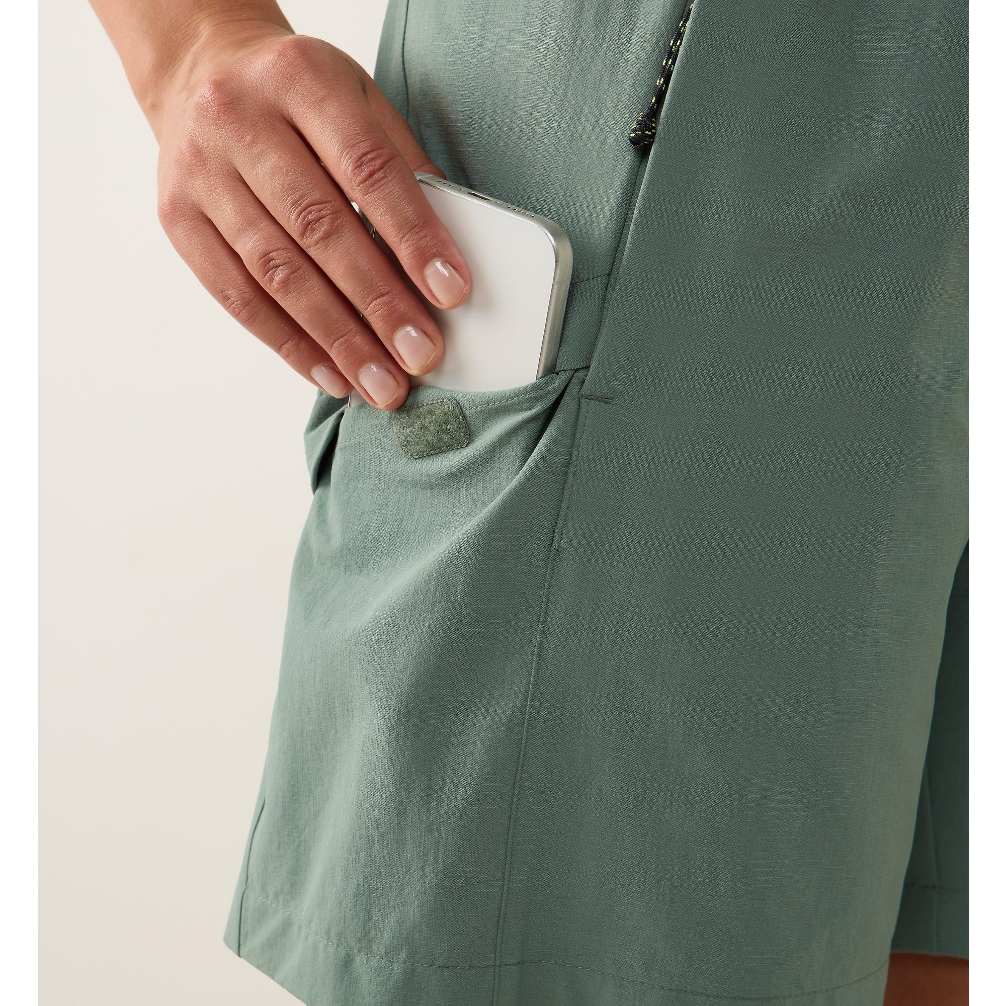 Product image 8 of 9 of Haglöfs Women's Hede Shorts - Chlorophyll Green