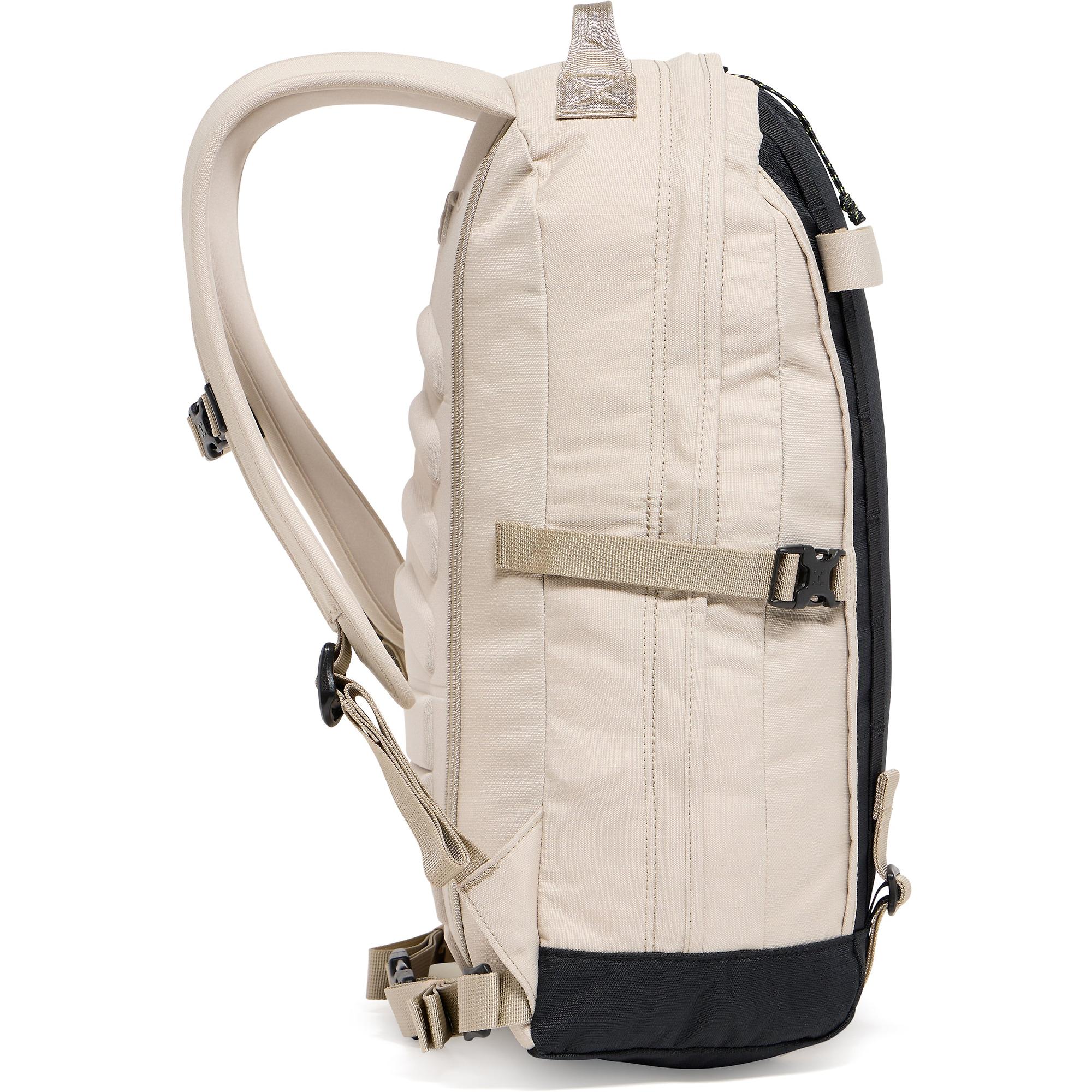 Product image 7 of 7 of Haglöfs Tight Medium Backpack - True Black/Chalk Beige