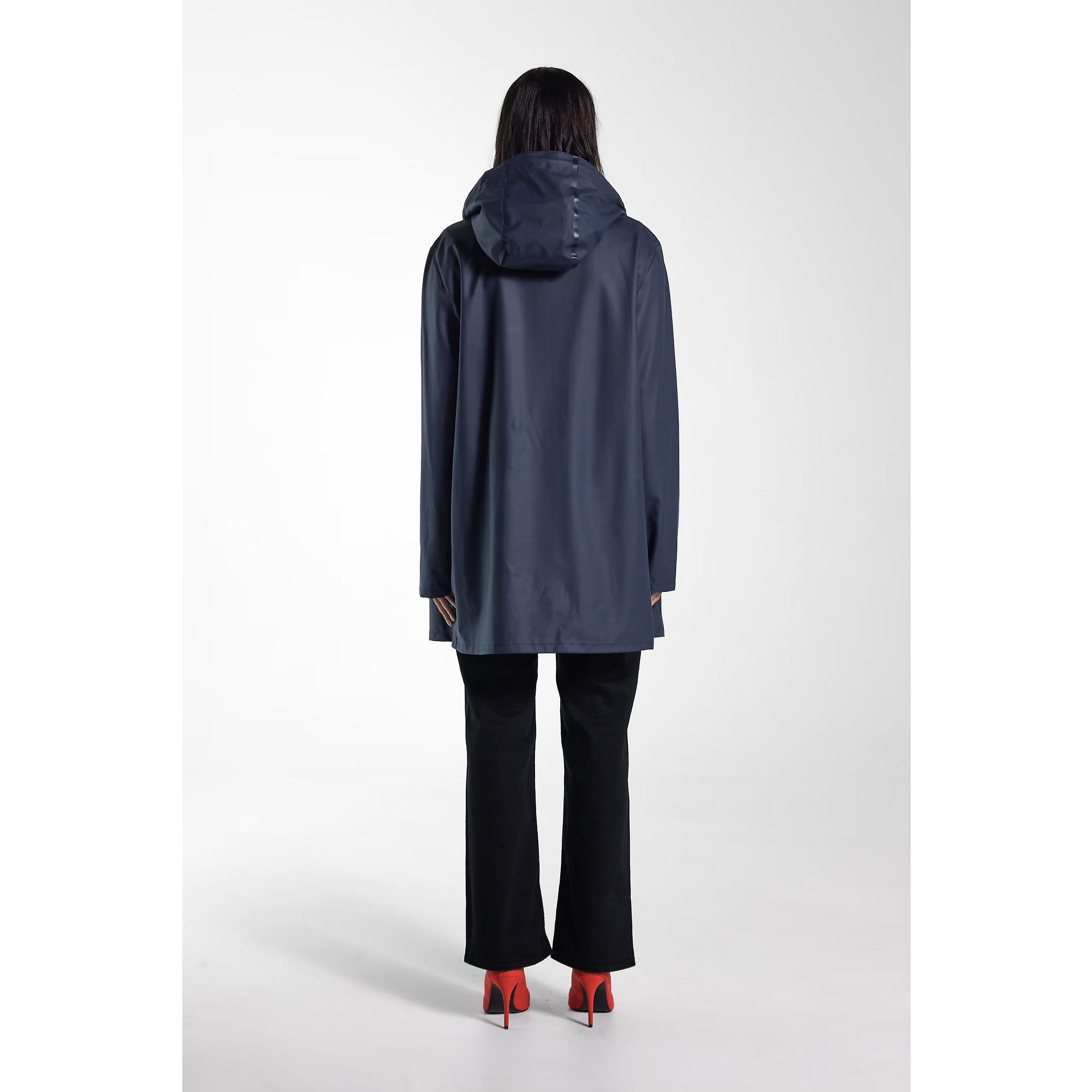 Product image 14 of 15 of Stutterheim Stockholm Lightweight Raincoat - Navy