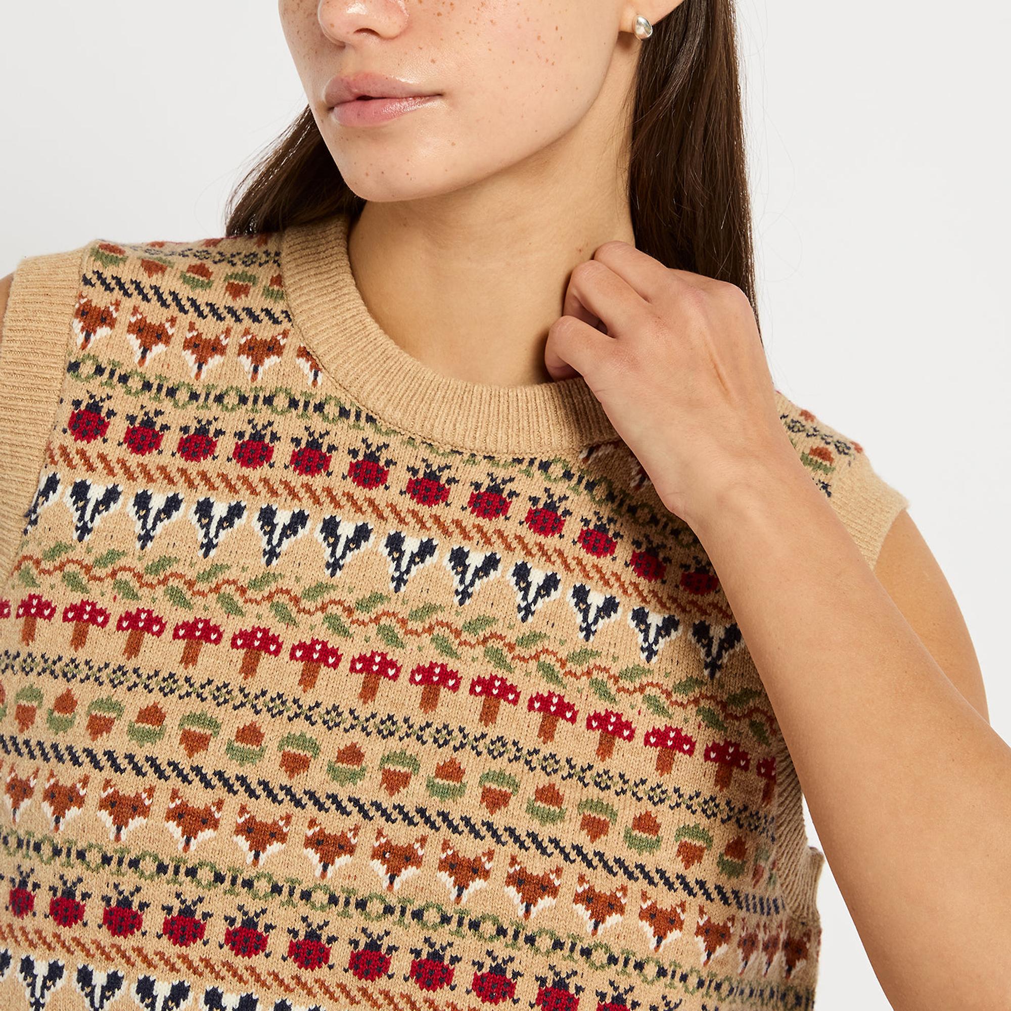 Product image 5 of 6 of Joules Women's Woodland Crew Neck Intarsia Knitted Vest - Oatmeal