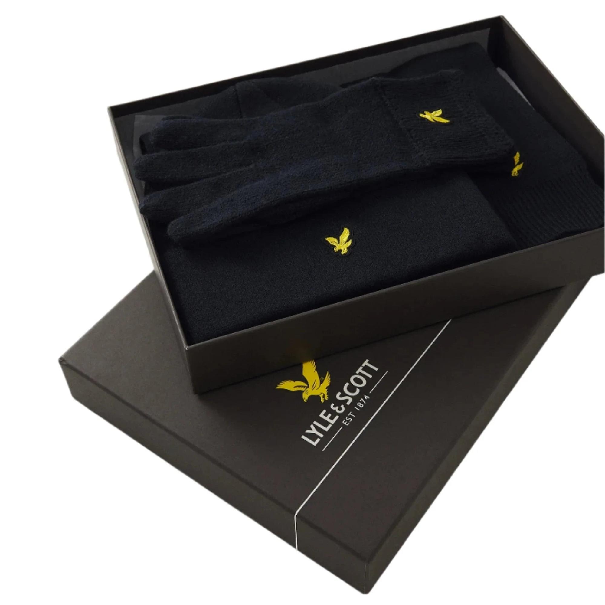 Product image 2 of 7 of Lyle & Scott Men's Checked Scarf And Beanie Gift Set - Dark Navy