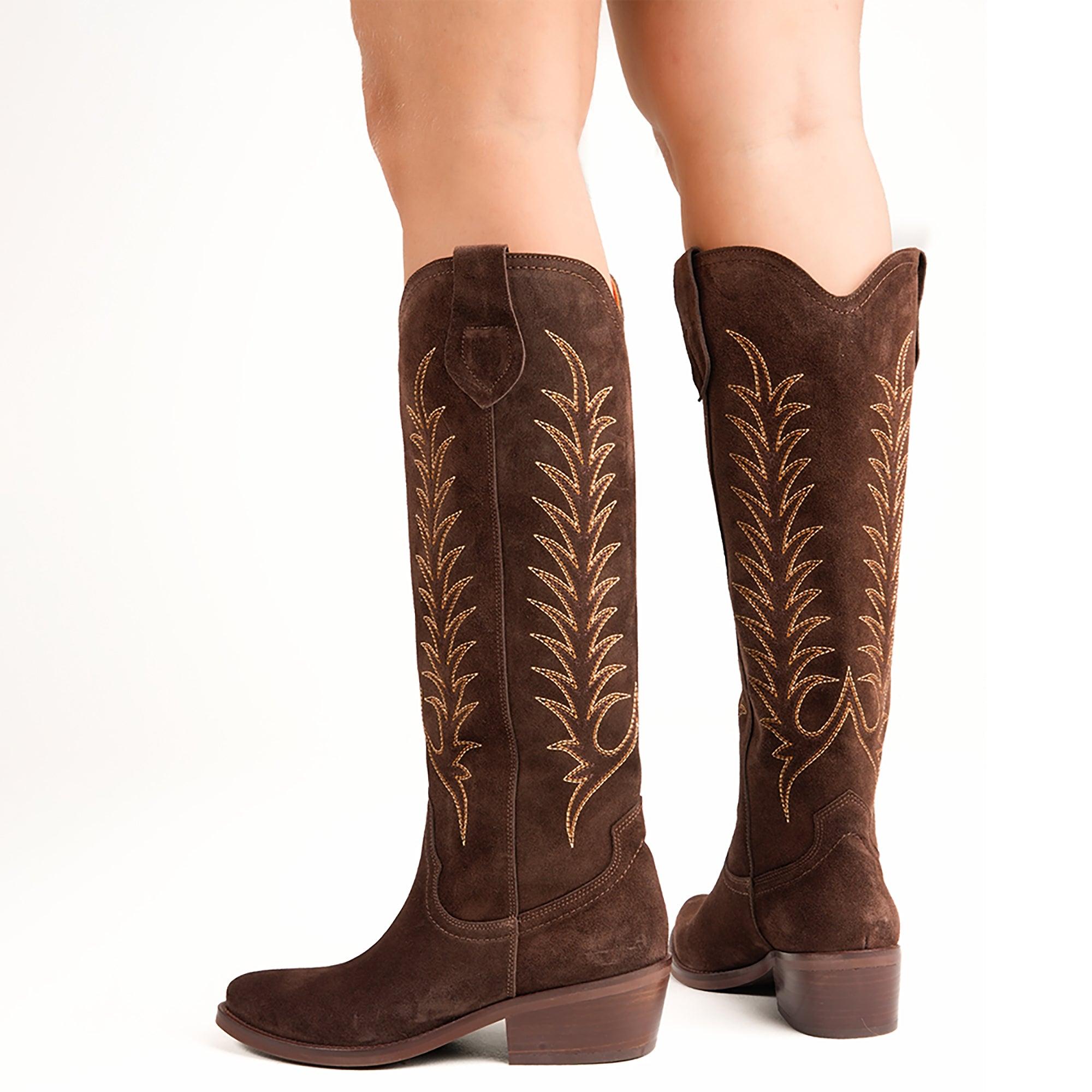 Product image 2 of 5 of Penelope Chilvers Women's Blanca Suede Embroidered Boots - Bitter Chocolate