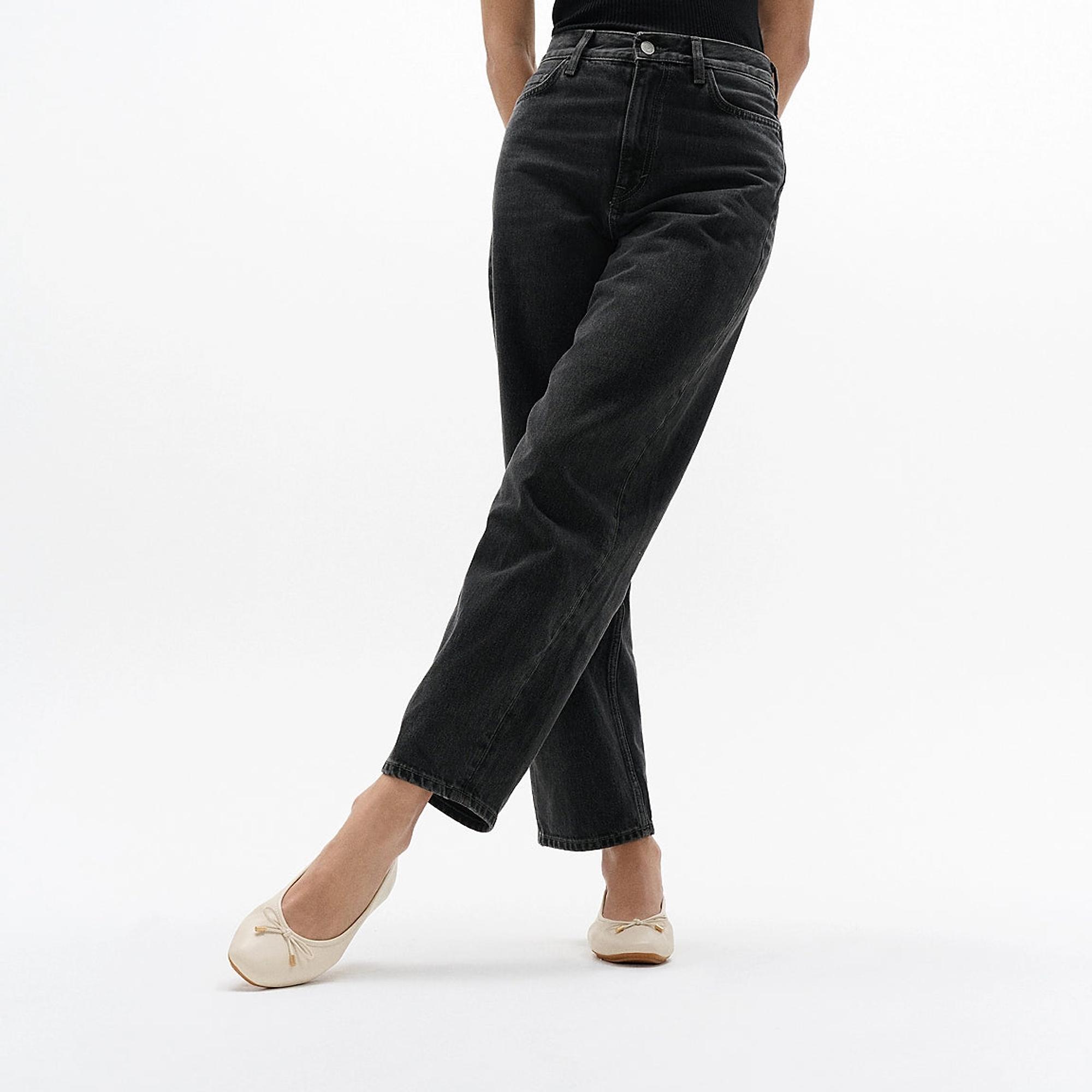 Product image 2 of 5 of FitFlop Women's DELICATO Bow Soft Leather Ballerina Flats - Paris Beige