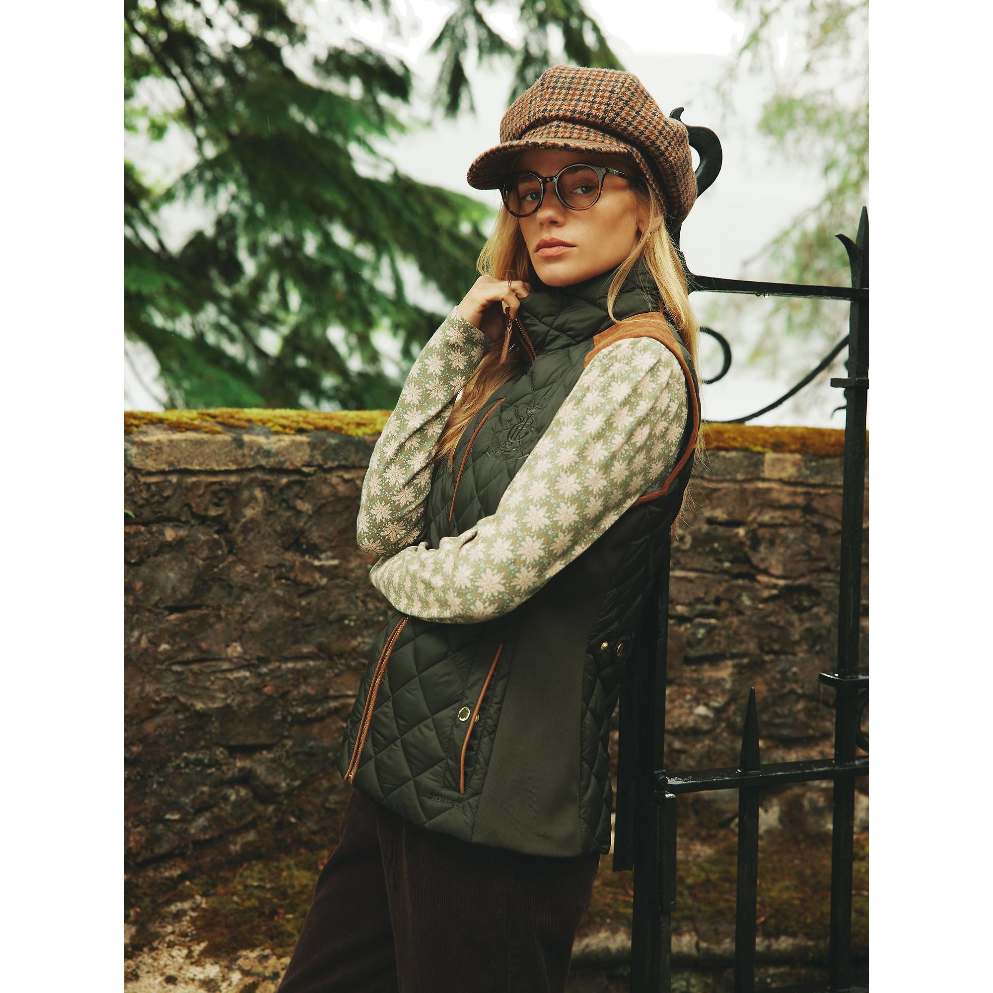 Product image 9 of 9 of Joules Women's Braemar Luxe Showerproof Diamond Quilted Gilet - Green