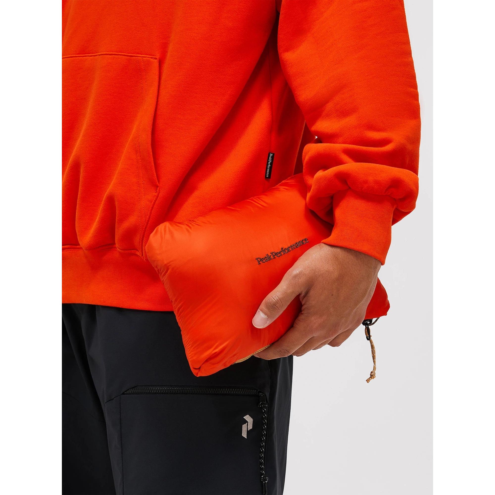 Product image 7 of 10 of Peak Performance Men's Helium Utility Down Hooded Jacket - Meadow Moss / Sierra Sand