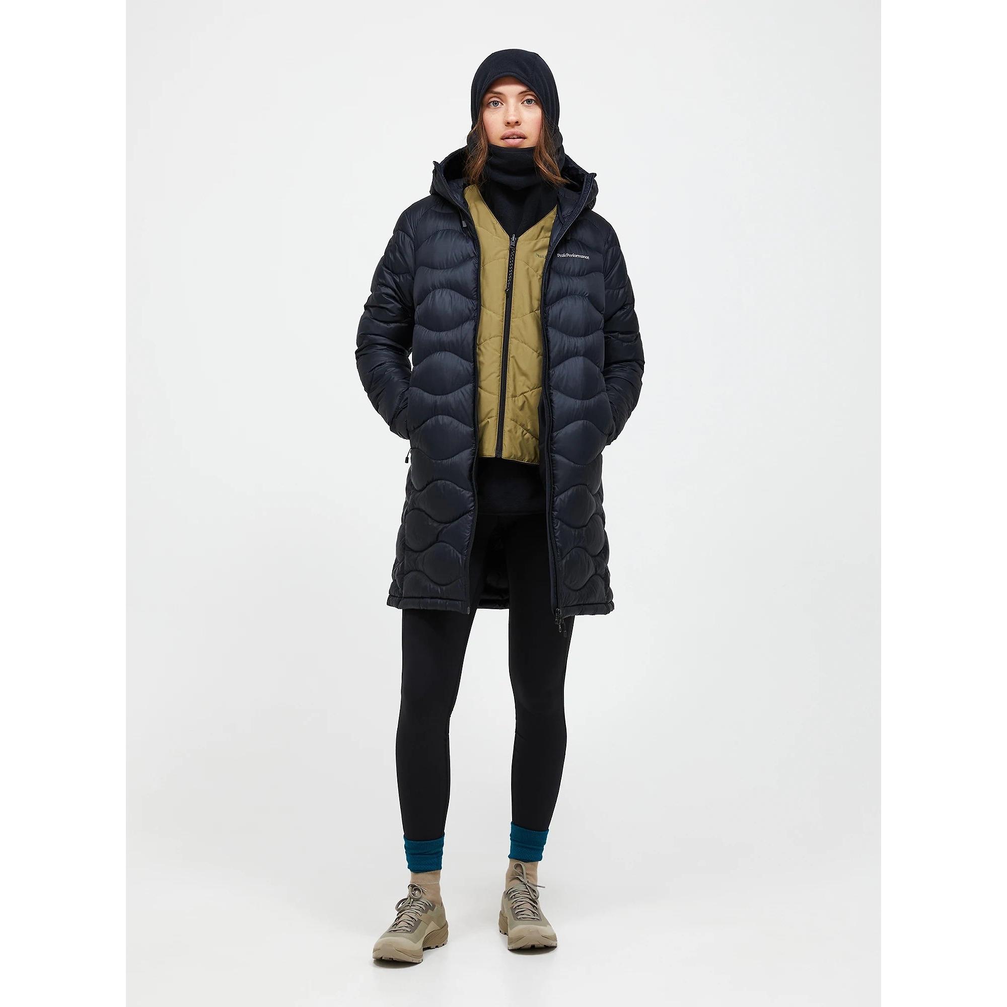 Product image 3 of 9 of Peak Performance Women's Helium Down Parka - Black