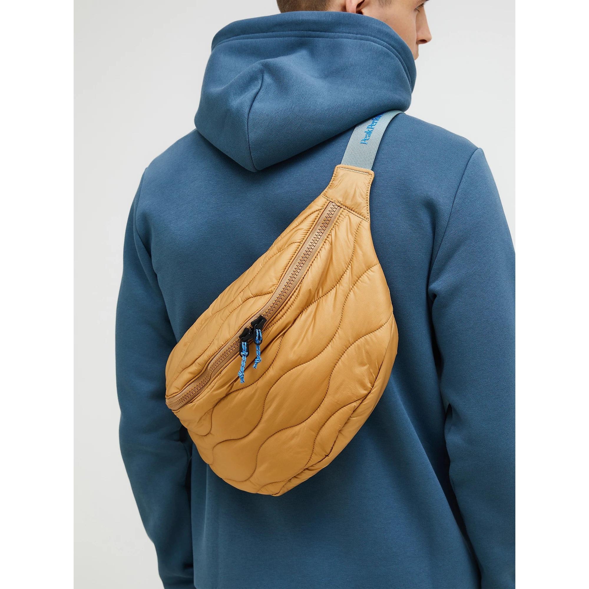 Product image 2 of 6 of Peak Performance Helium Bum Bag - Sierra Sand