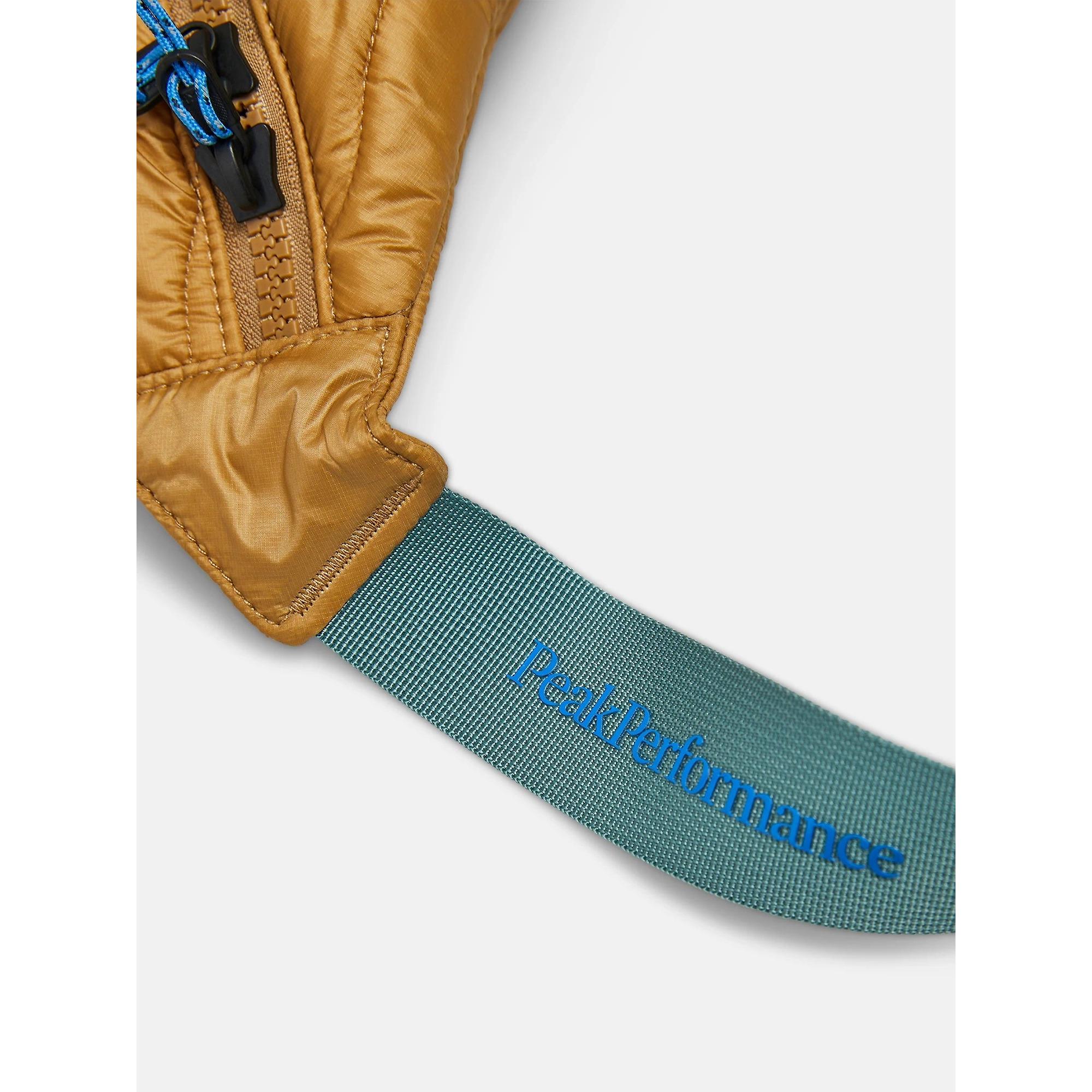 Product image 6 of 6 of Peak Performance Helium Bum Bag - Sierra Sand