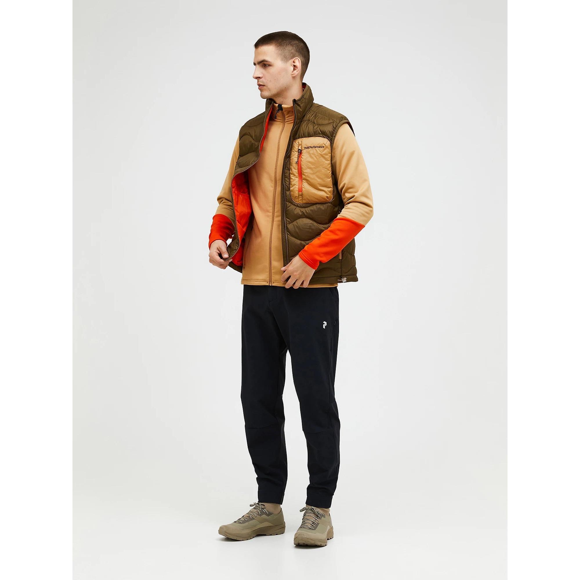 Product image 3 of 9 of Peak Performance Men's Helium Utility Down Vest - Meadow Moss/Sierra Sand