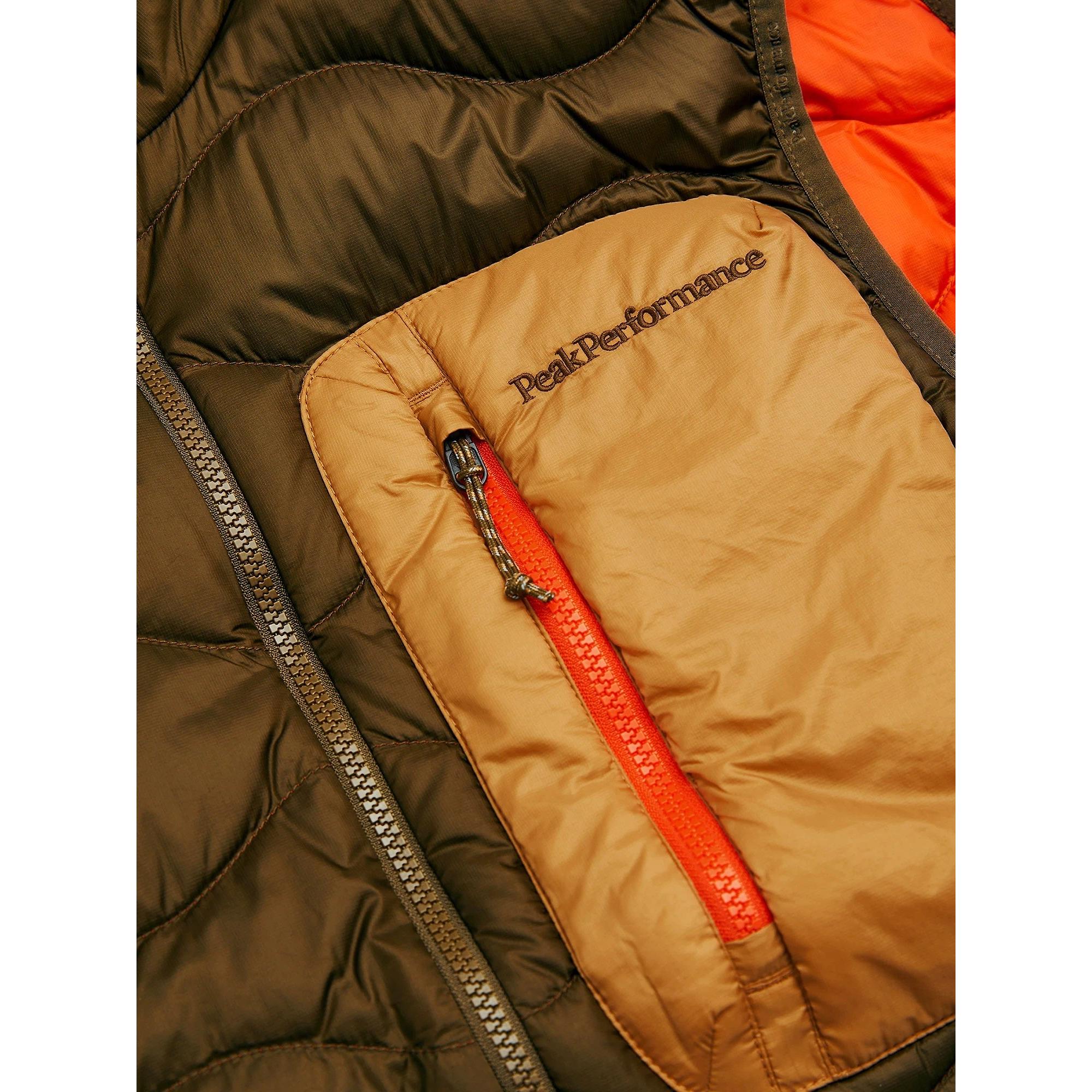 Product image 9 of 9 of Peak Performance Men's Helium Utility Down Vest - Meadow Moss/Sierra Sand