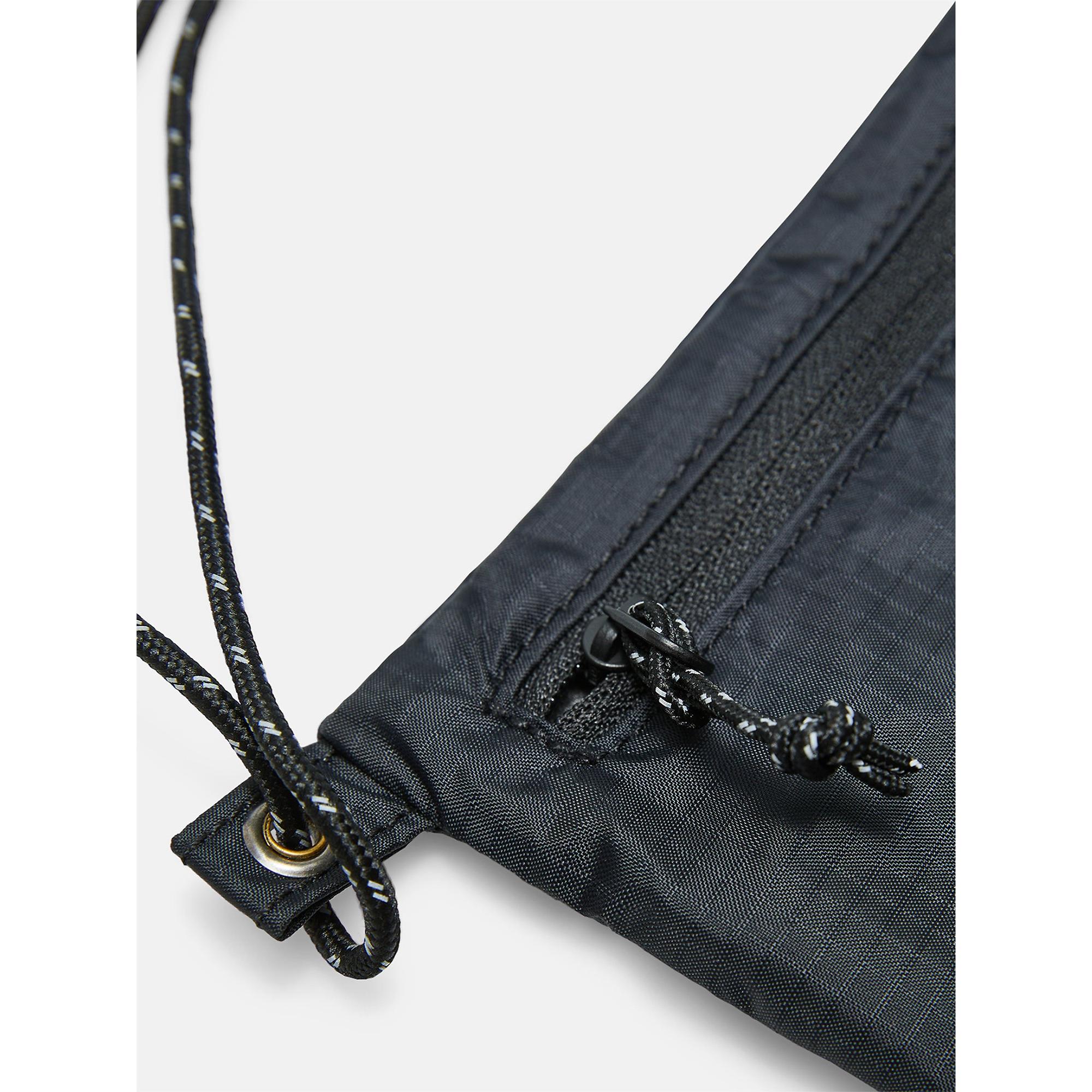 Product image 2 of 2 of Peak Performance Accessory Bag - Black