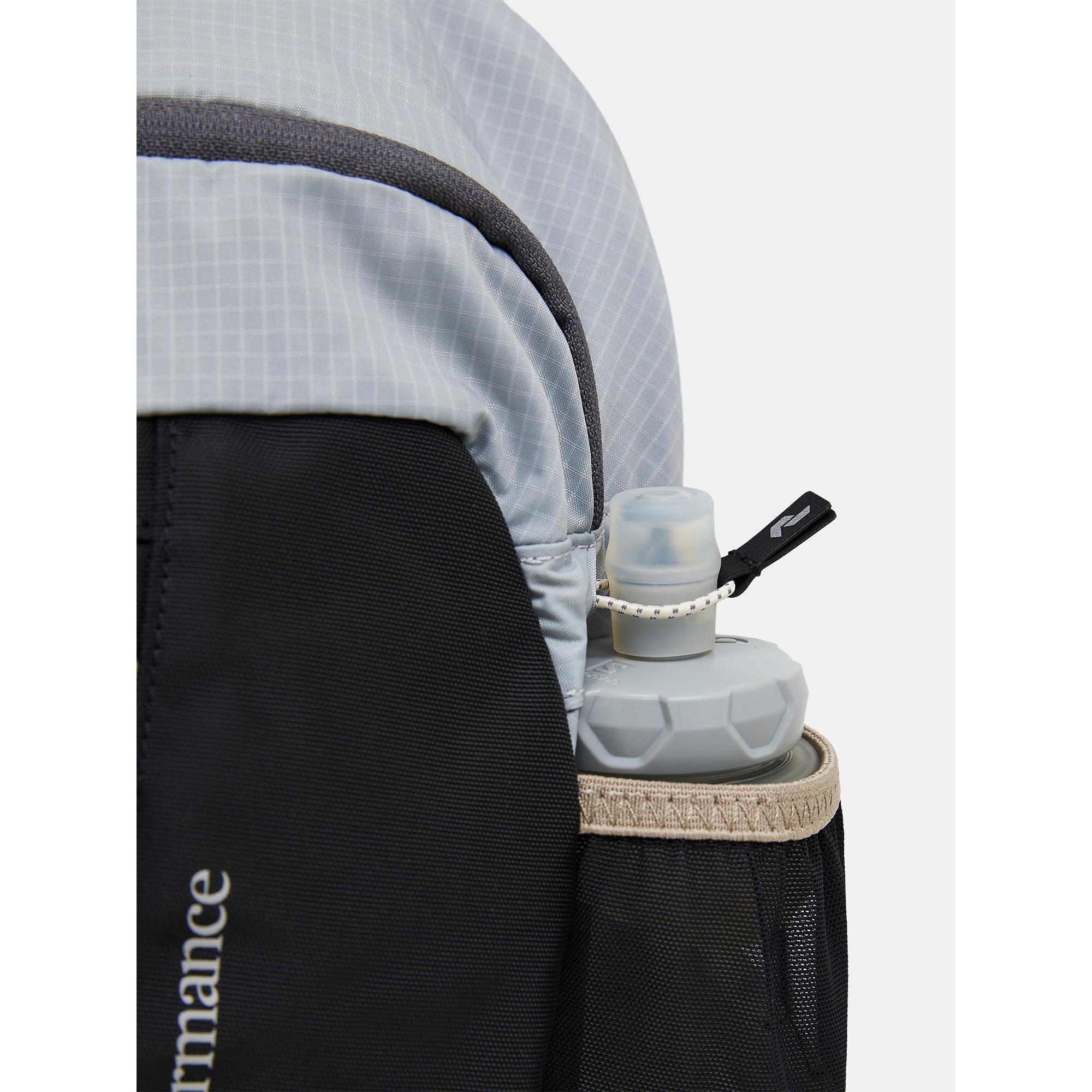 Product image 5 of 5 of Peak Performance Outdoor Sling Bag 4.5L - Summit Smoke