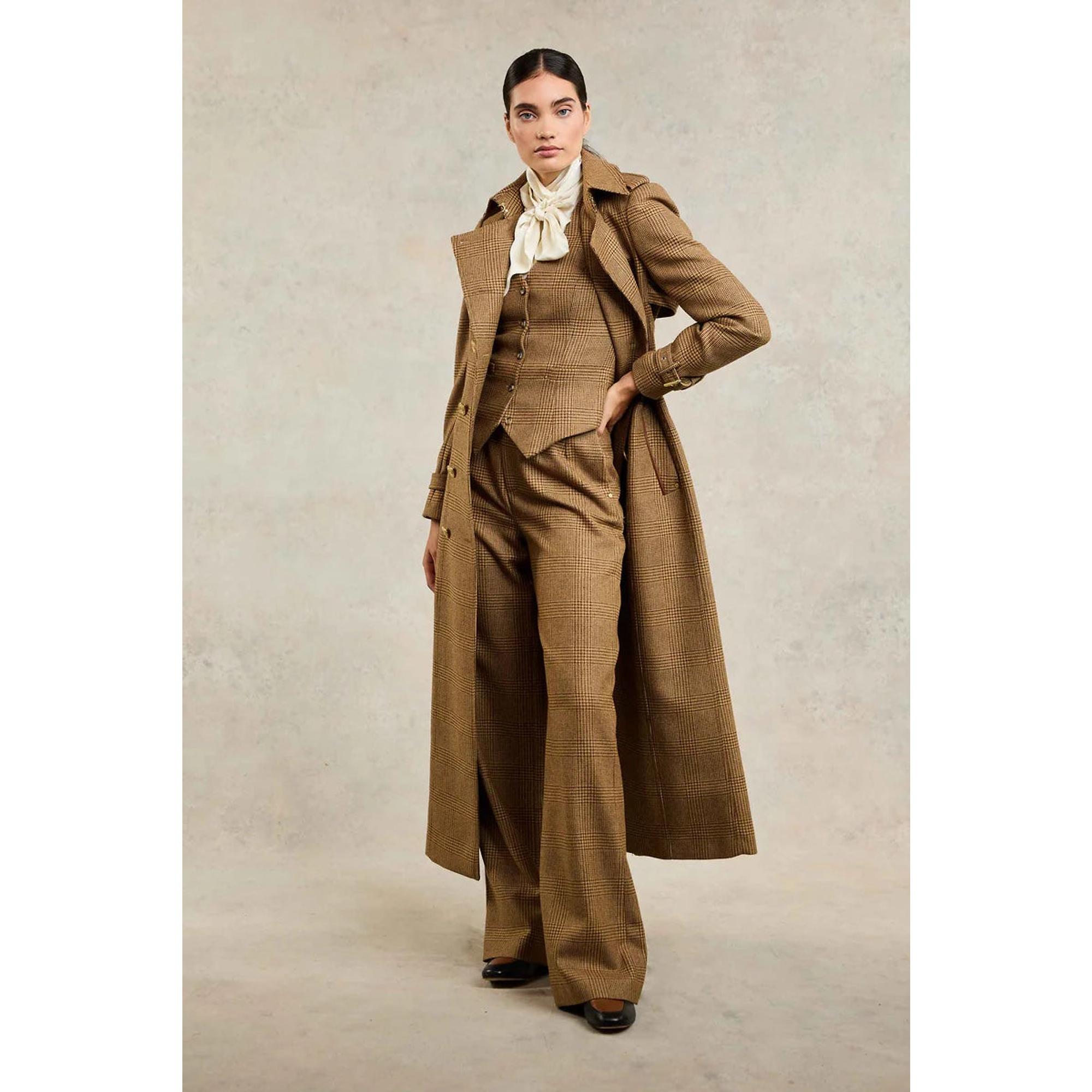 Product image 2 of 5 of Holland Cooper Women's High Waisted Straight Trousers - Tawny