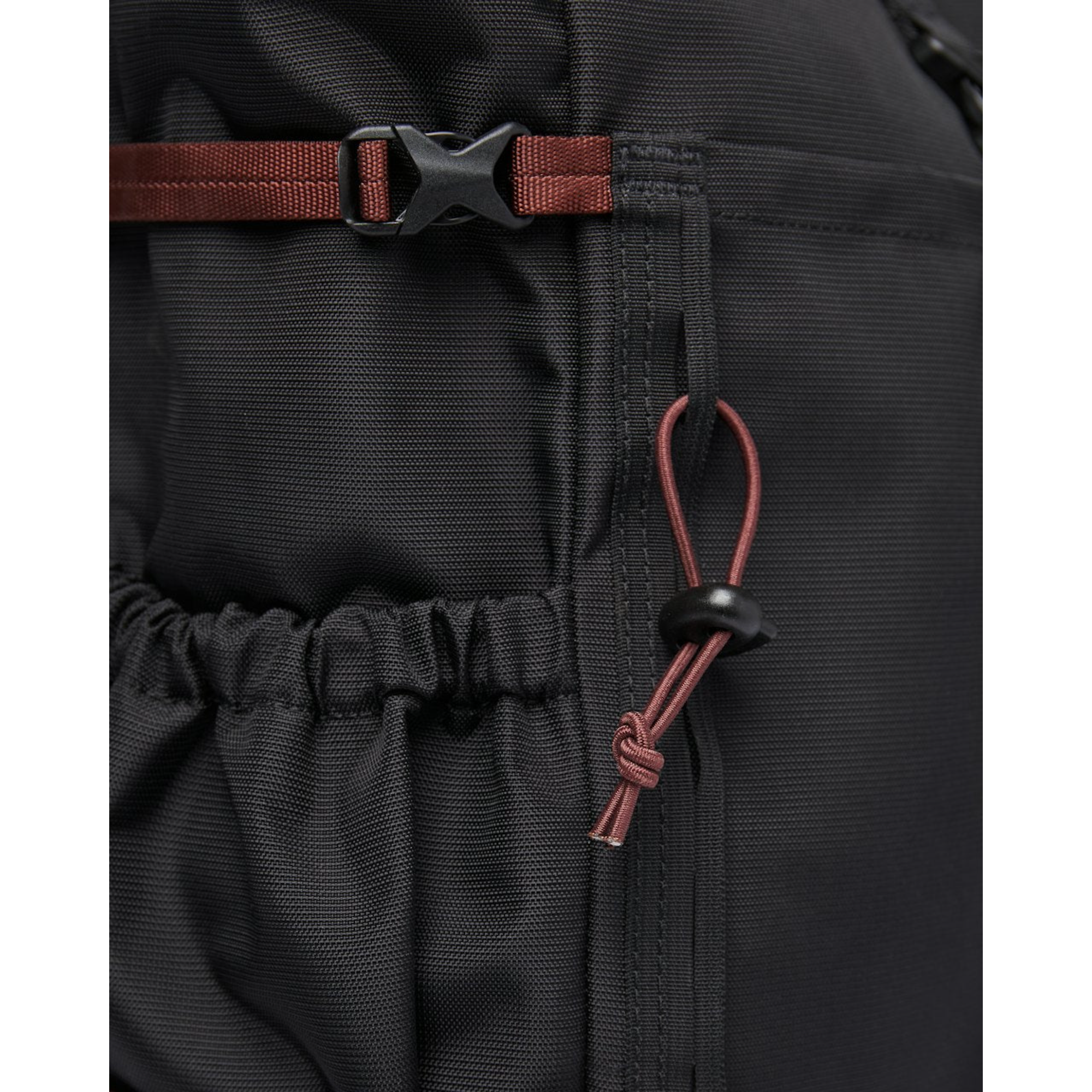 Product image 4 of 5 of Sandqvist Forest Hike Daypack - Black