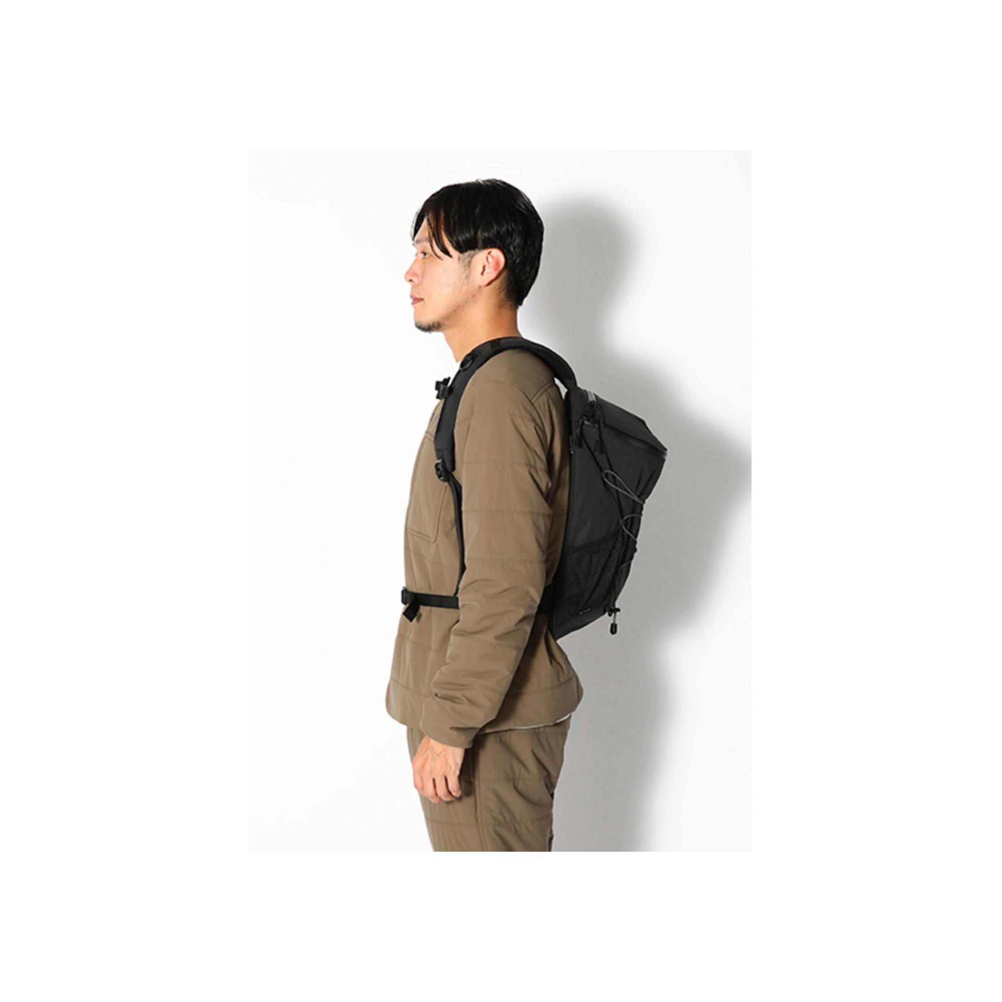 Snow Peak Active Field Light Backpack - Black | British Attire