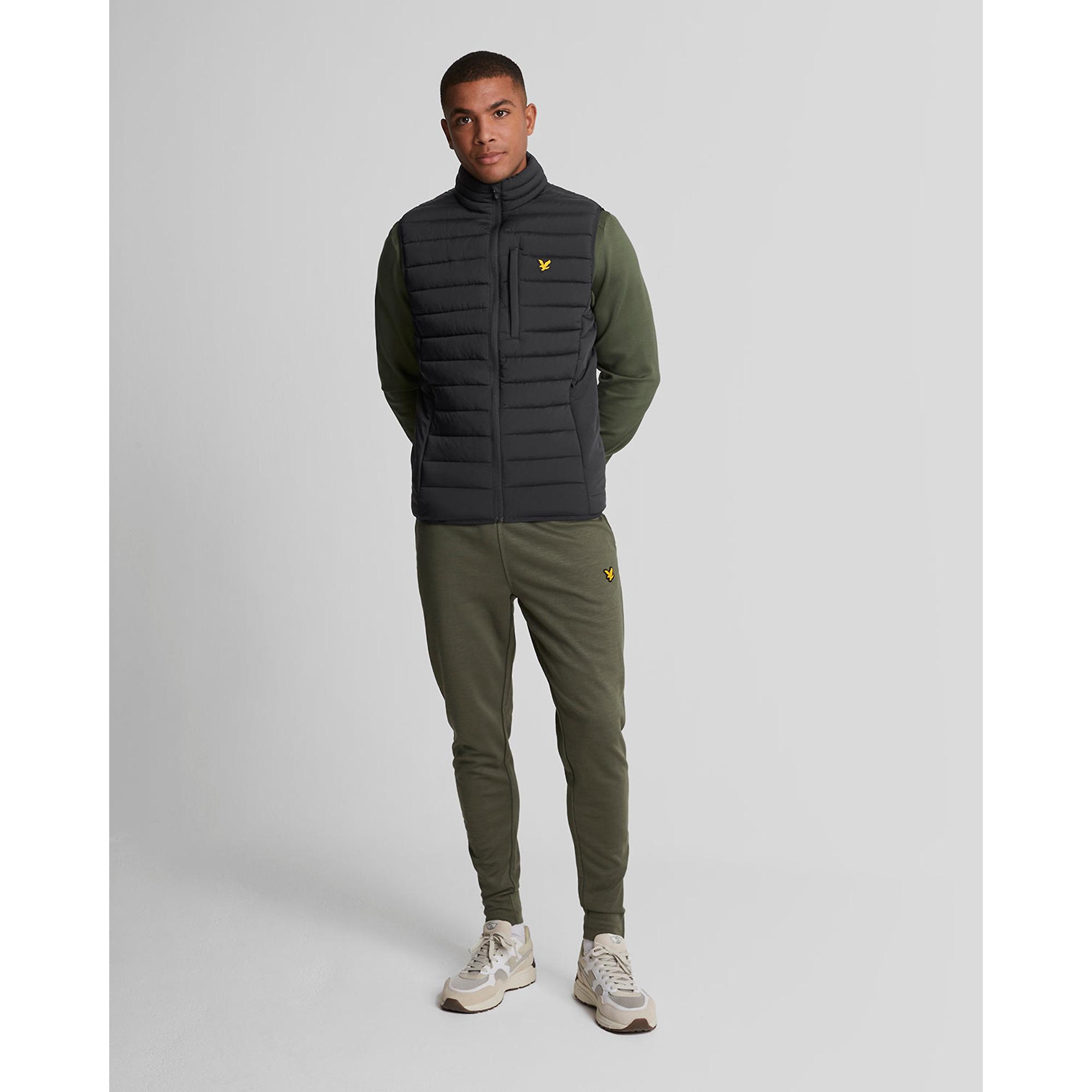 Product image 4 of 5 of Lyle & Scott Men's Stretch Lightweight Quilted Gilet - Jet Black