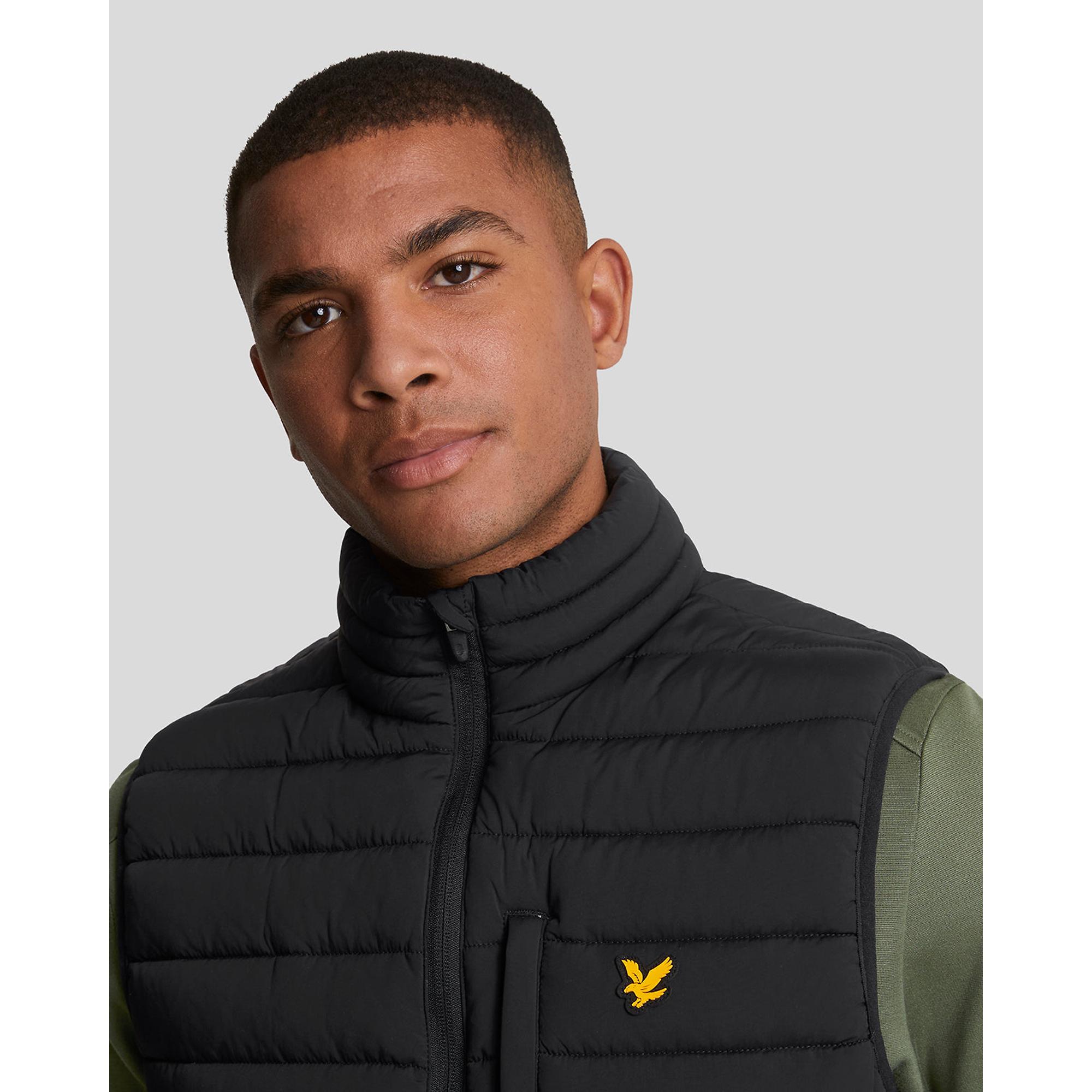 Product image 5 of 5 of Lyle & Scott Men's Stretch Lightweight Quilted Gilet - Jet Black