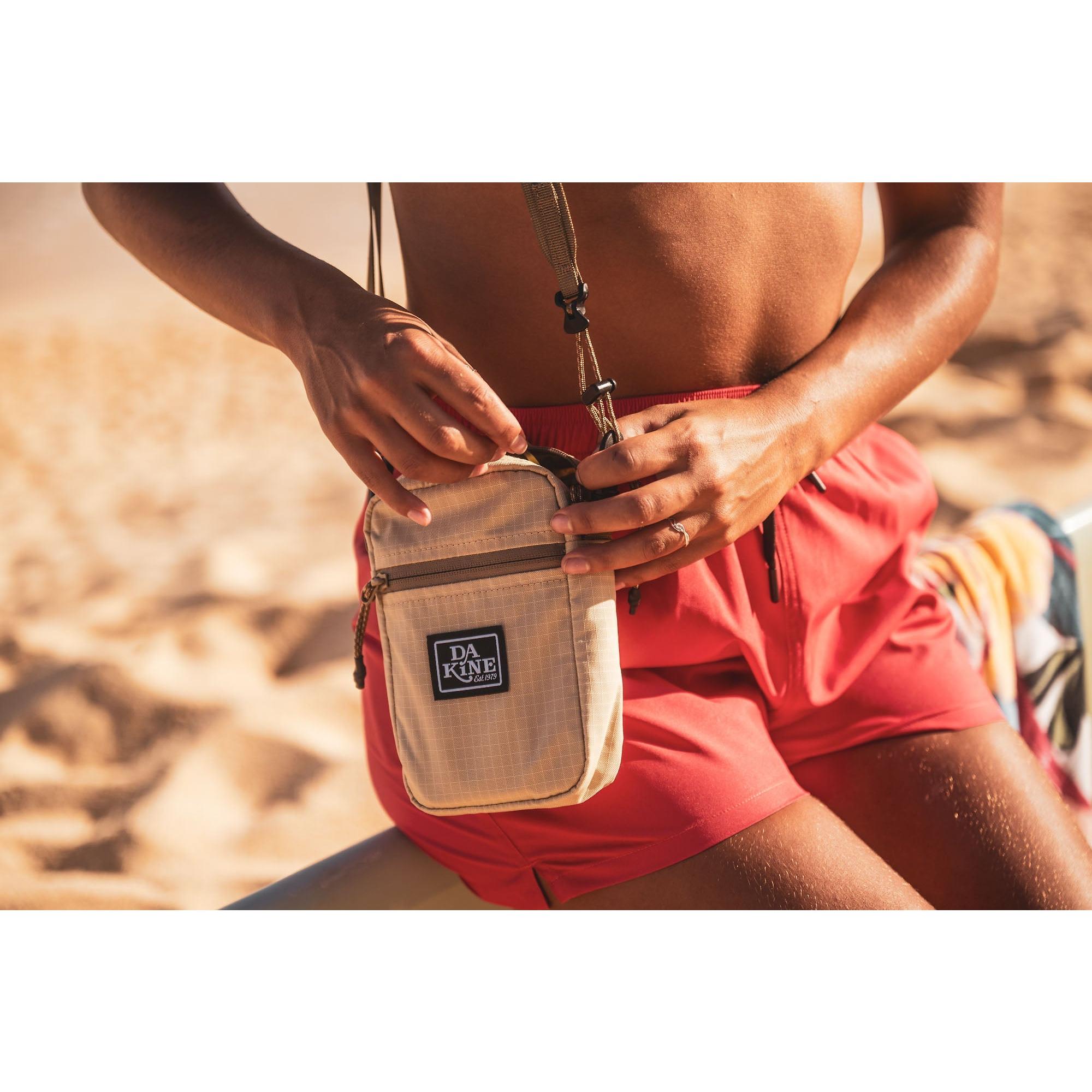 Product image 5 of 6 of Dakine Journey Mini Crossbody - Black